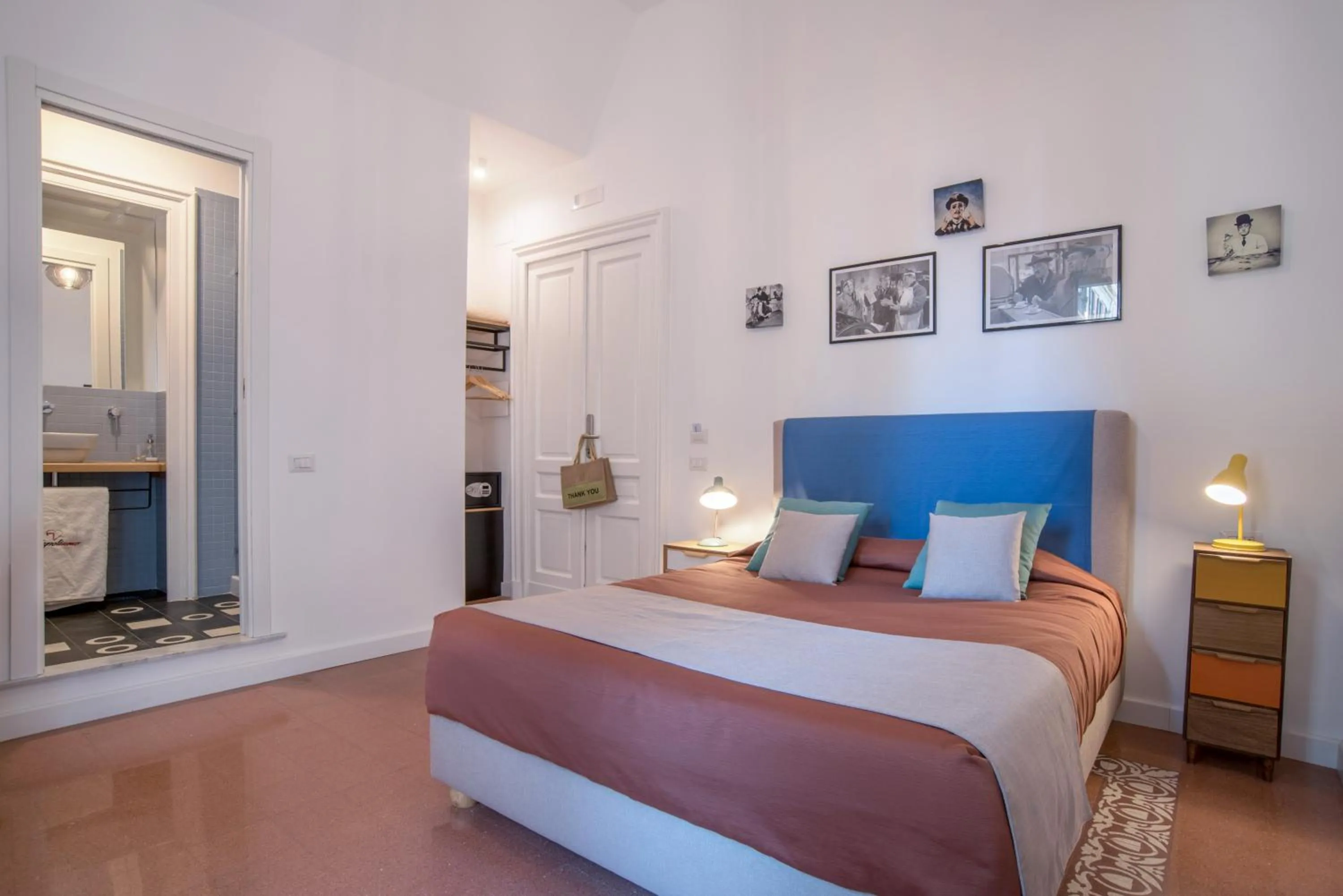 Bedroom, Bed in Napoliamo Guest House