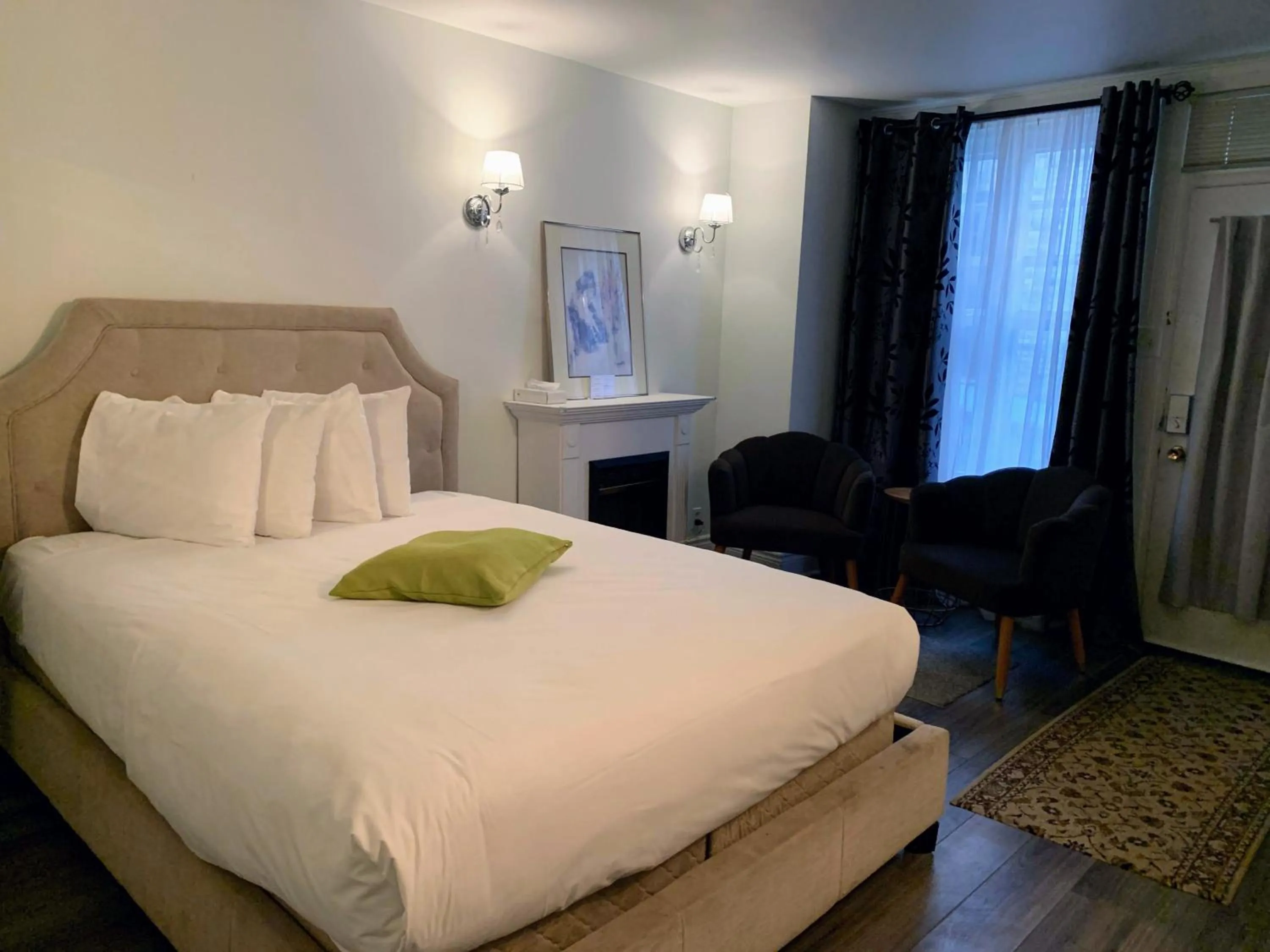 Living room, Bed in Manoir Sainte Genevieve