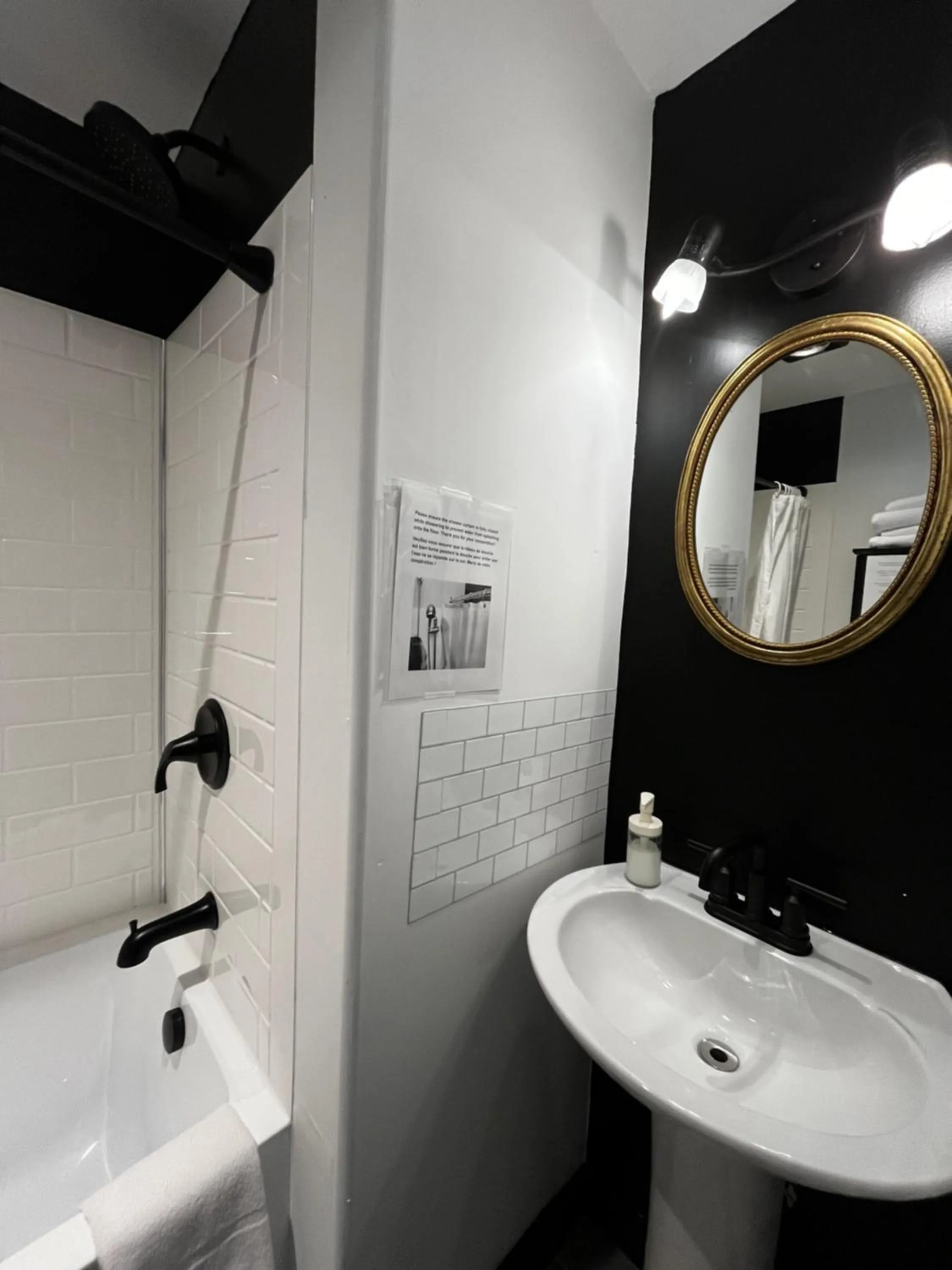 Bathroom in Manoir Sainte Genevieve