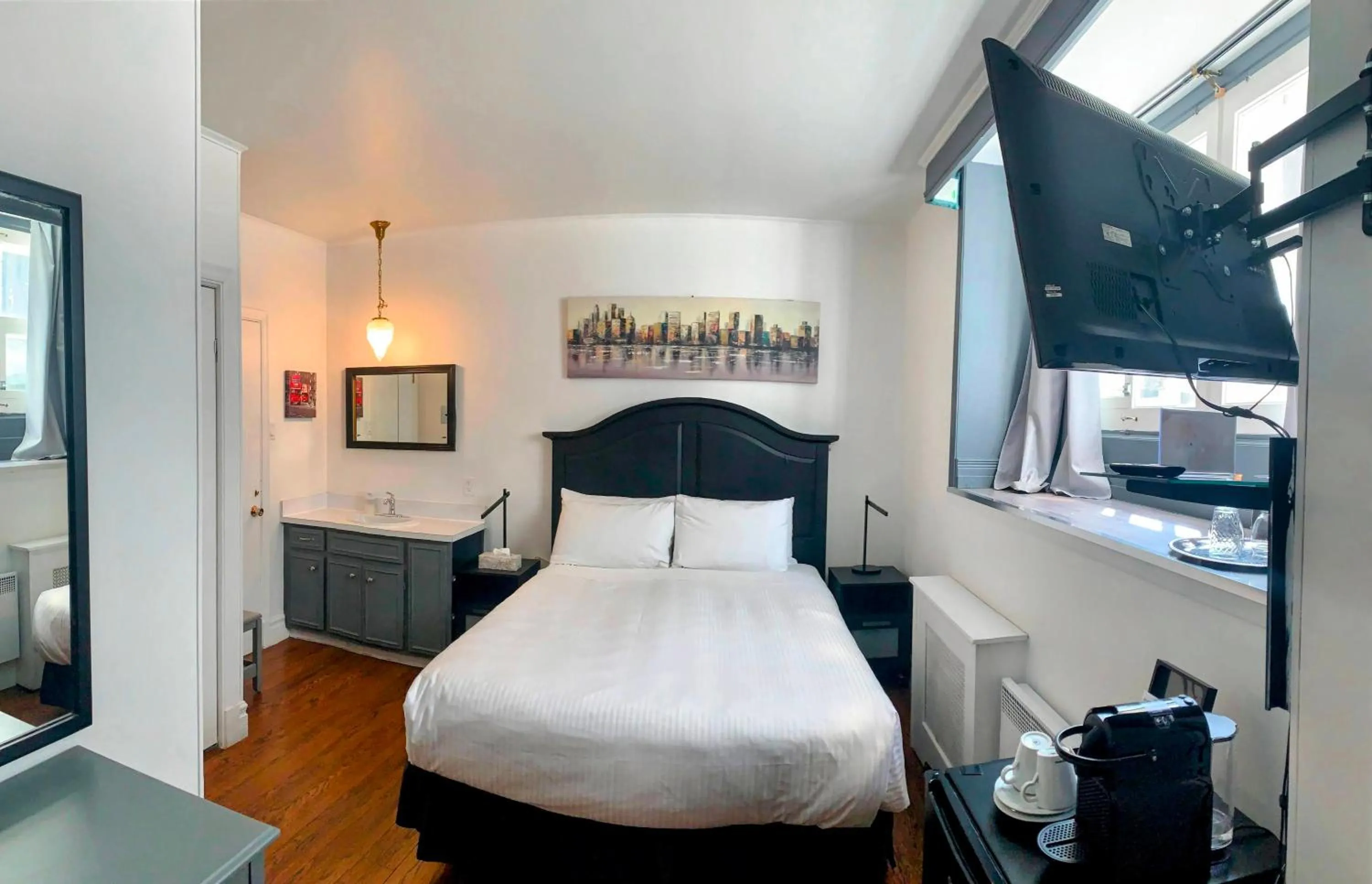 Bed in Manoir Sainte Genevieve