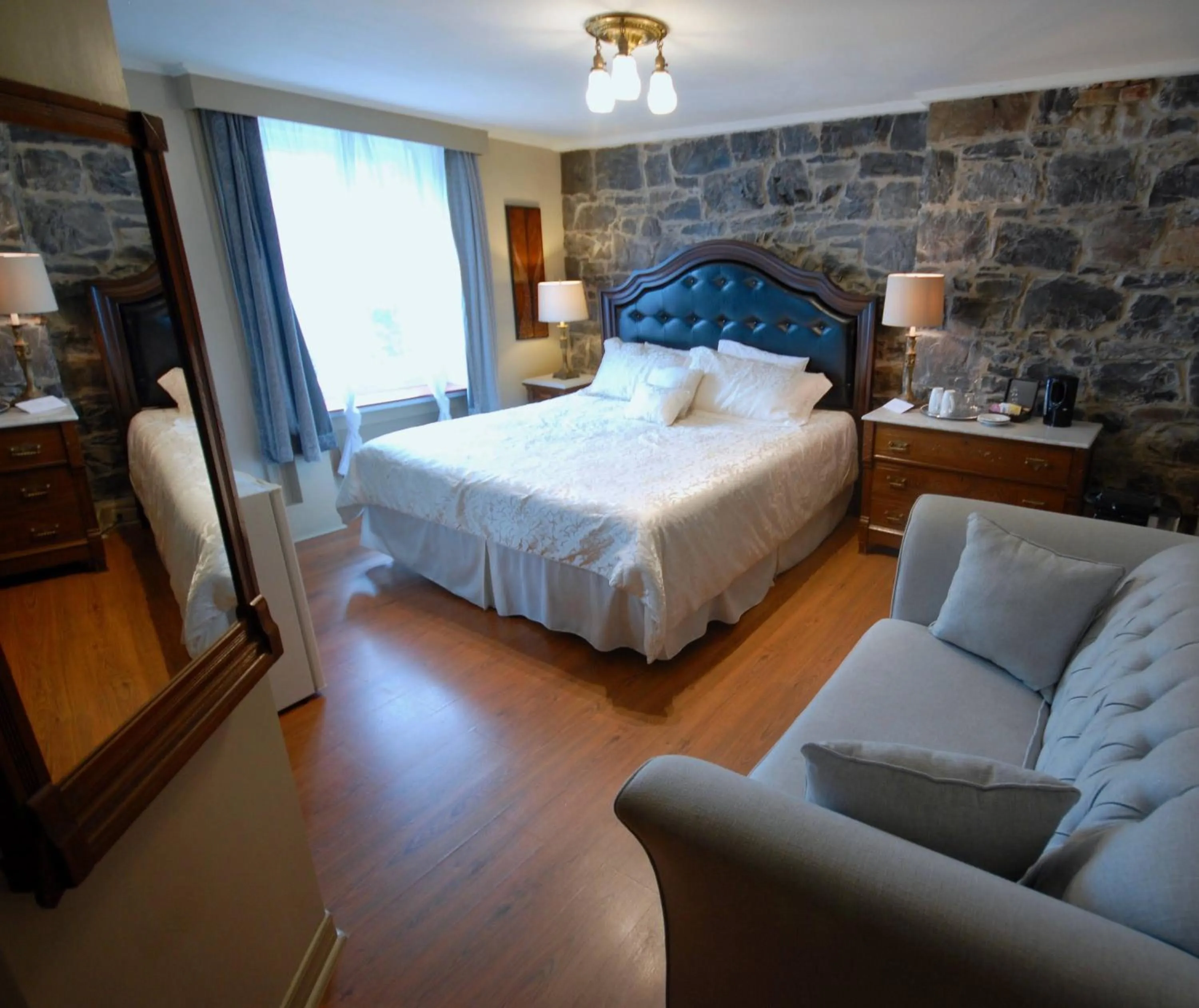 Bed in Manoir Sainte Genevieve