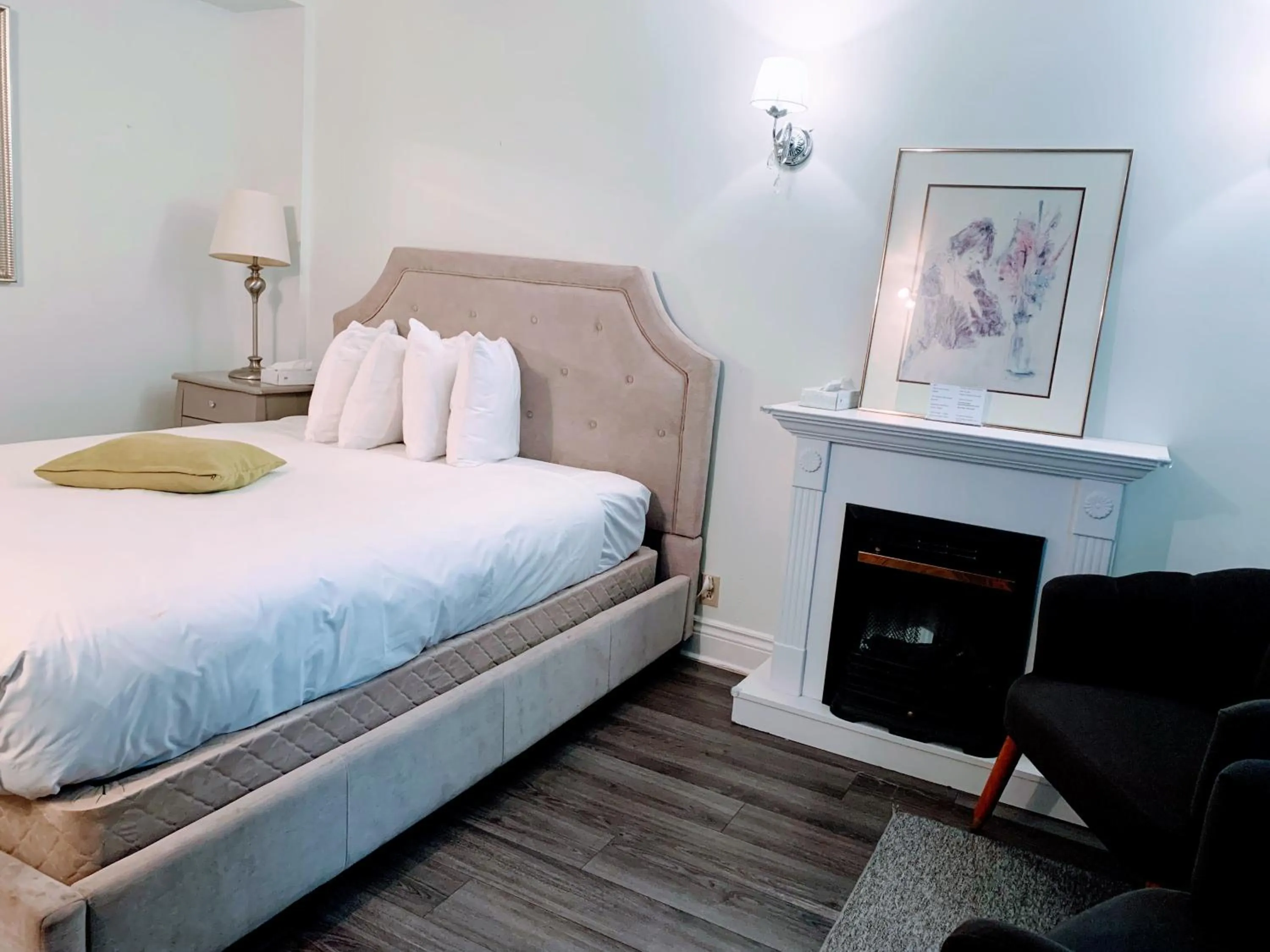 Bed in Manoir Sainte Genevieve