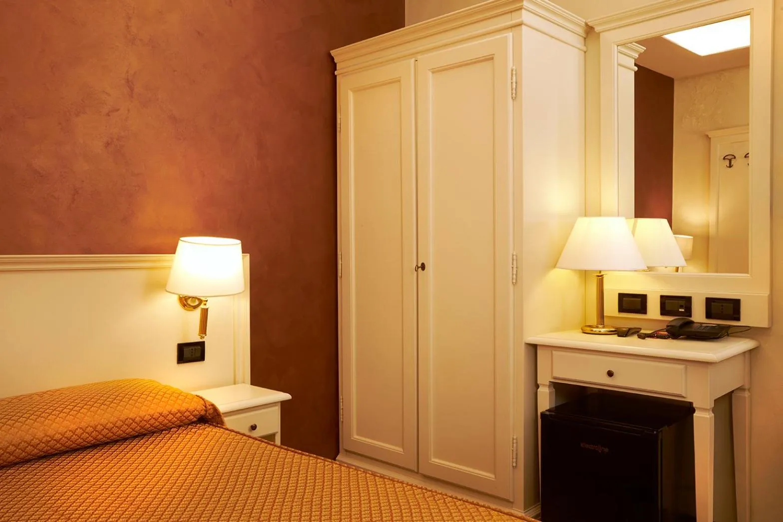 Bed in Hotel Galimberti