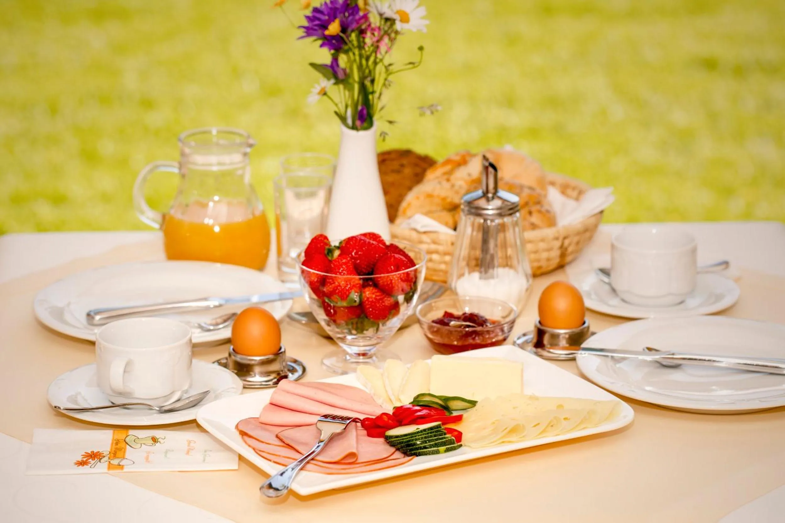 Continental breakfast in Pension Anna