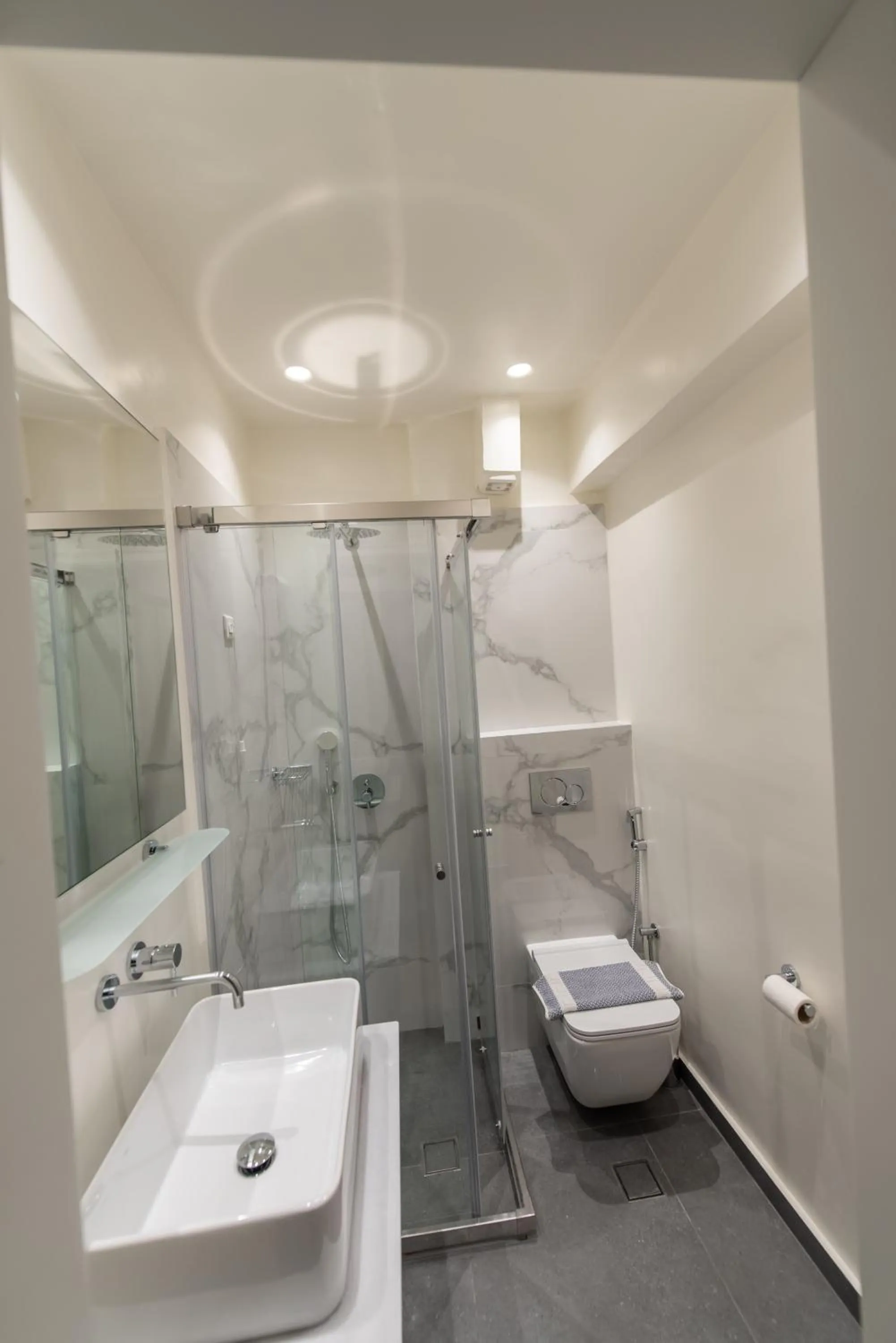 Bathroom in Kastro Maini