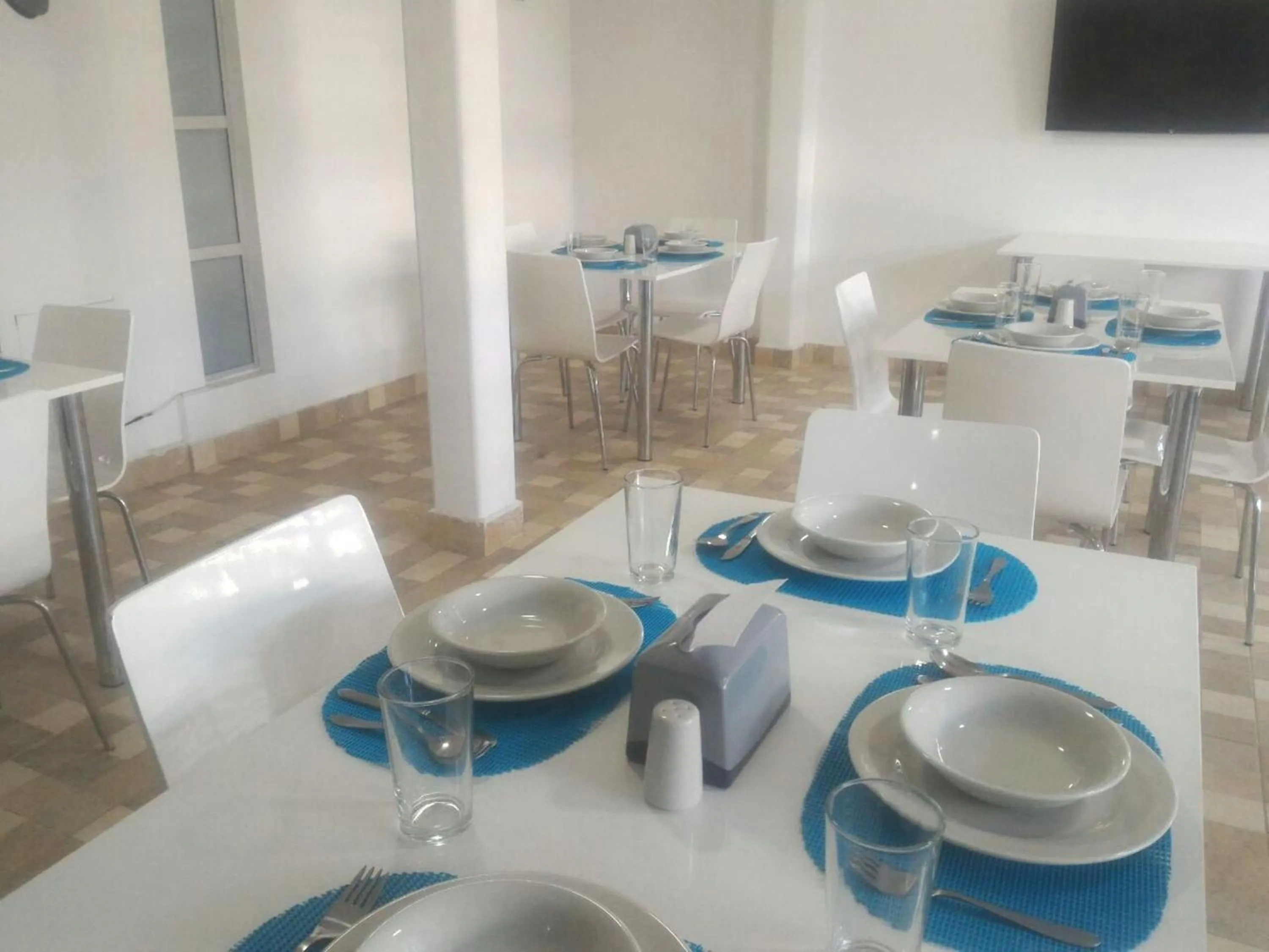 Restaurant/places to eat in Hotel CSI Medellín