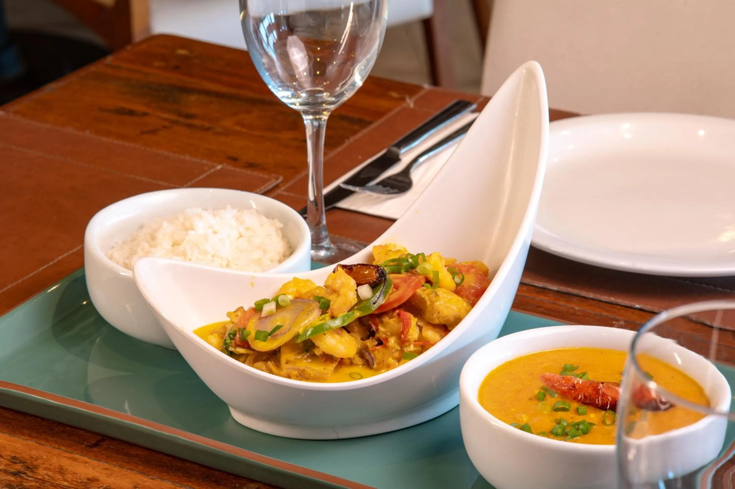 Food and drinks in Jatiúca Suites Resort by Slaviero Hotéis