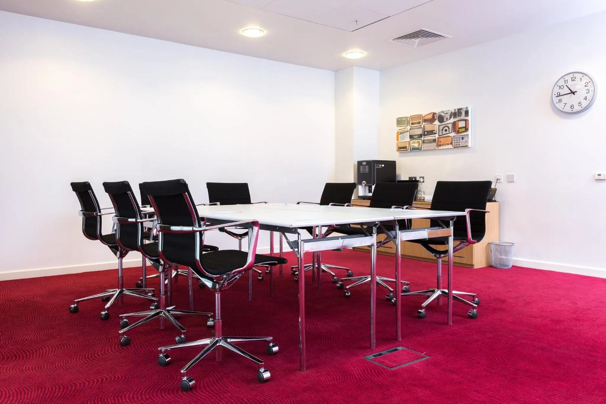 Meeting/conference room in Holiday Inn Manchester-Mediacityuk by IHG