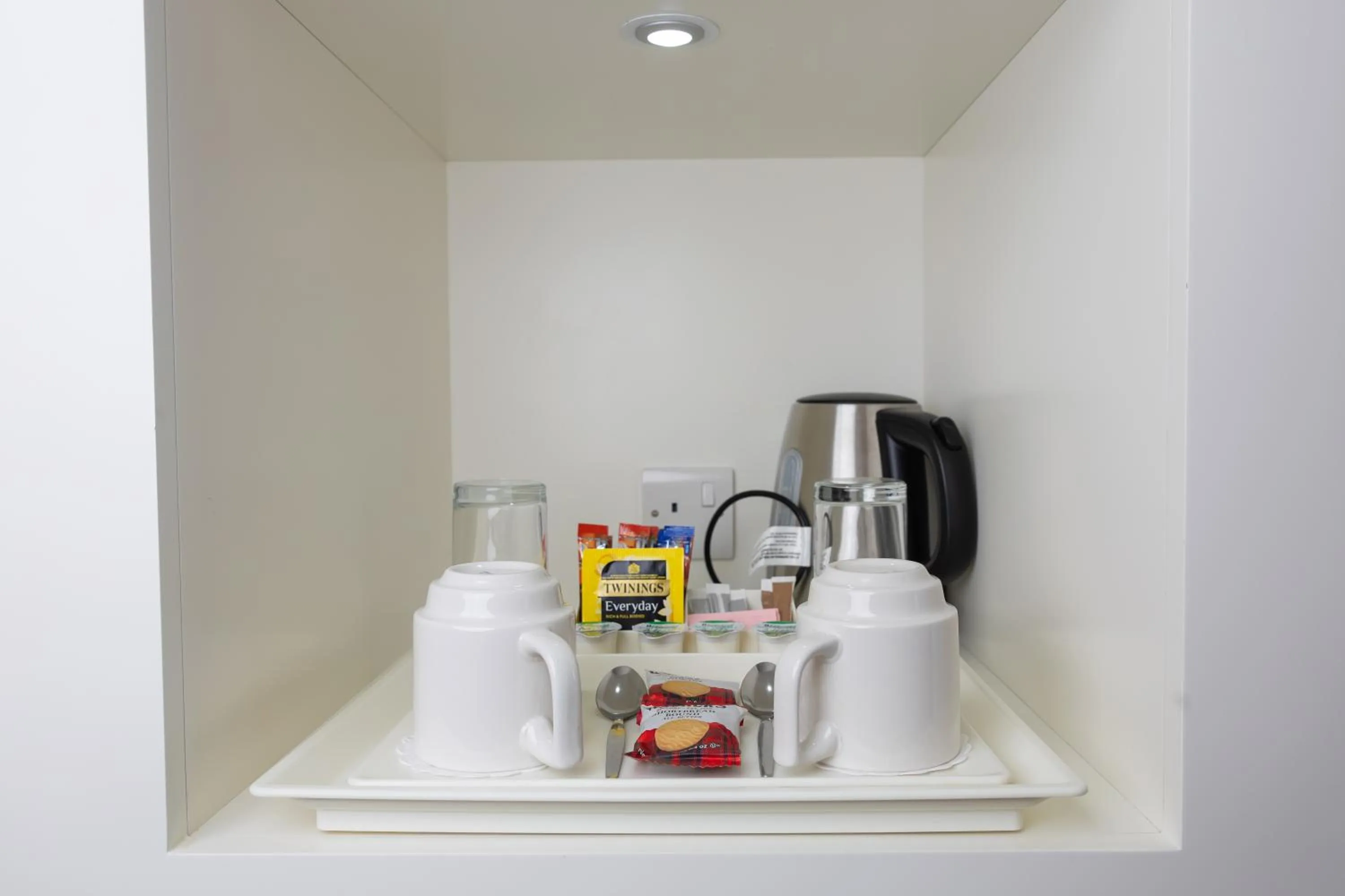 Coffee/tea facilities in Holiday Inn Manchester-Mediacityuk by IHG