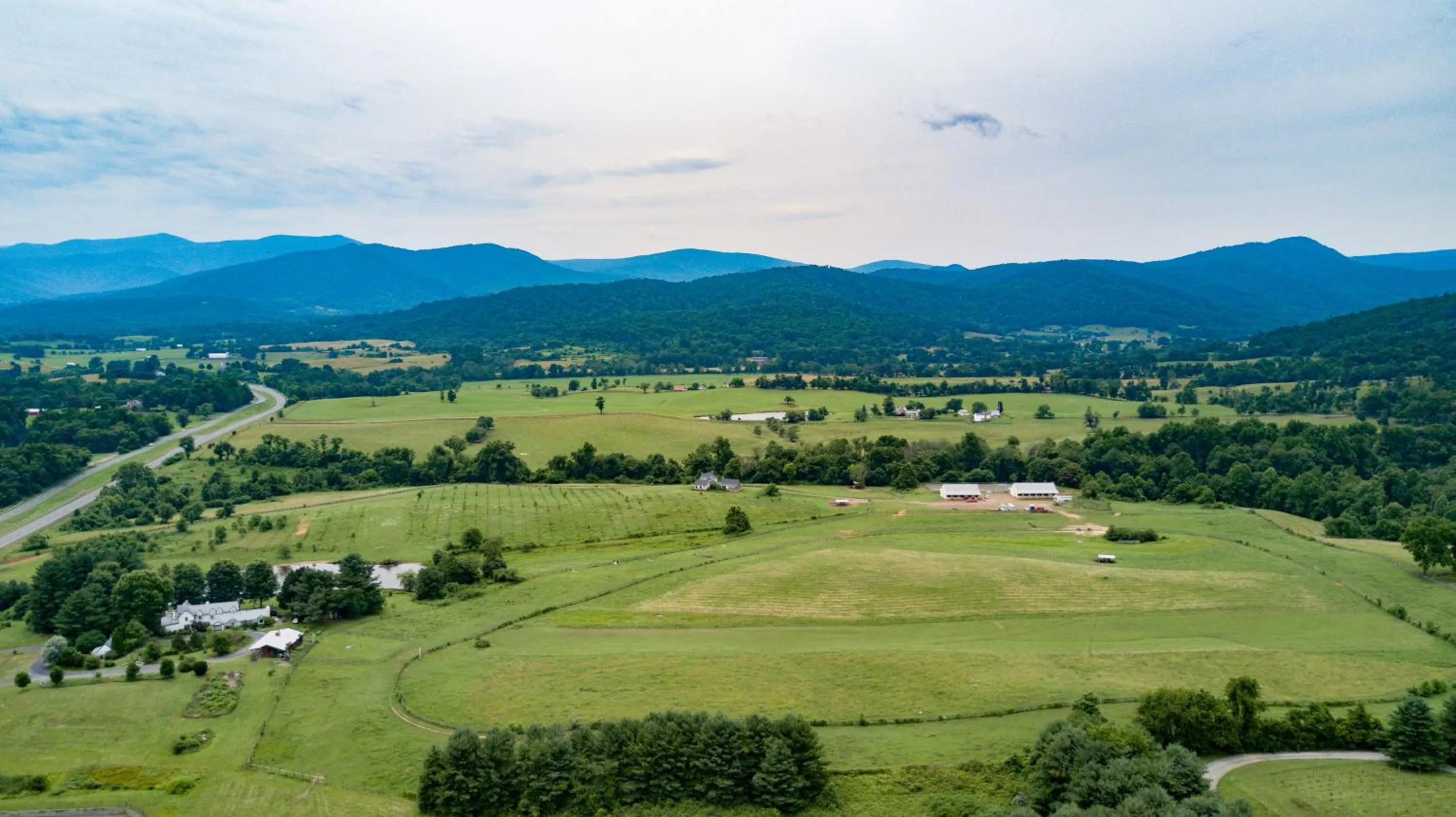 Horse-riding in LeFay Cottage at Little Washington
