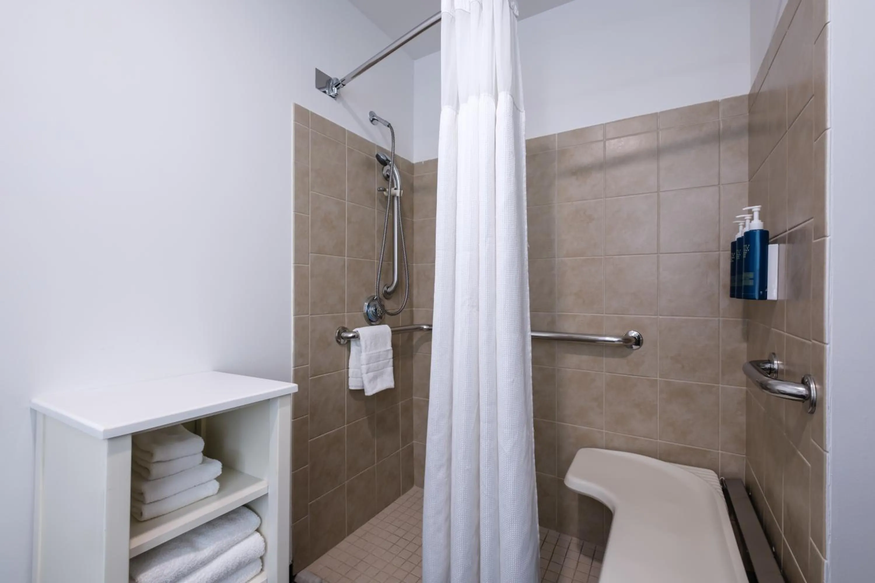 Bathroom in Four Points by Sheraton Louisville Airport