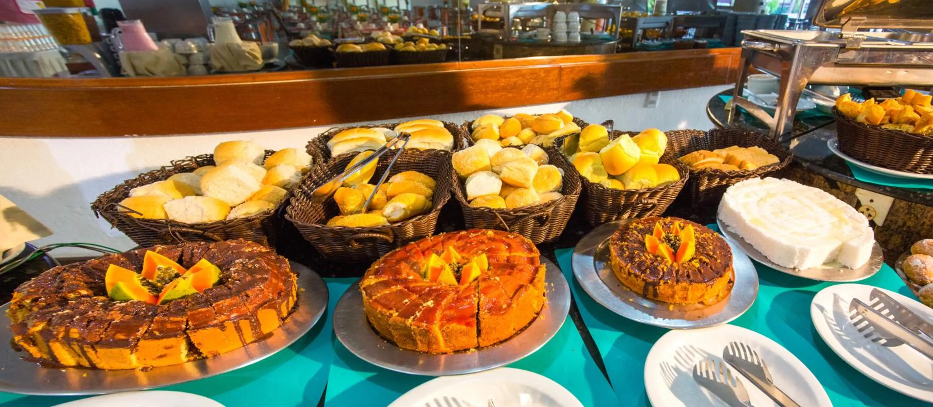 Breakfast in Monte Pascoal Praia Hotel