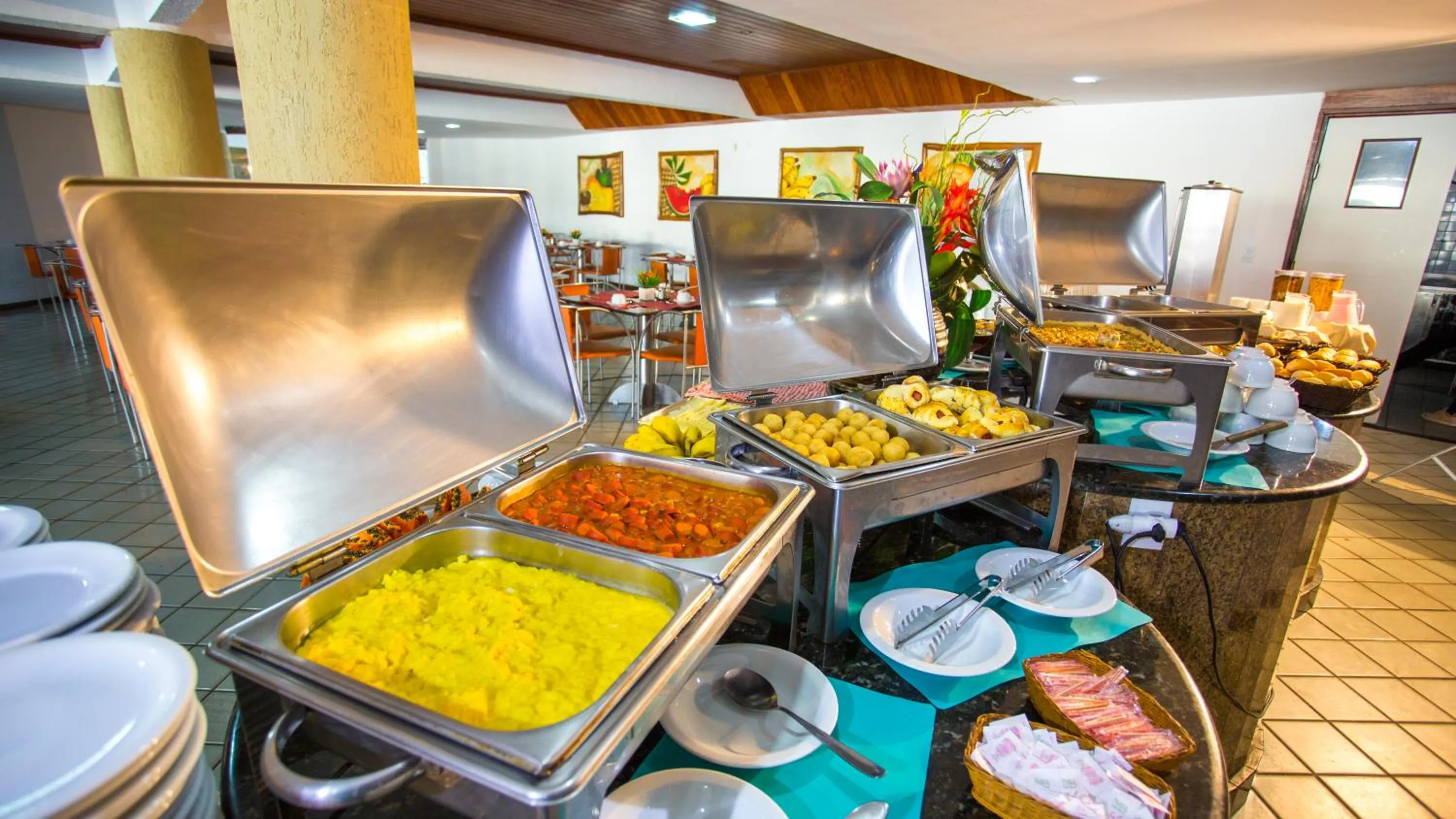 Breakfast in Monte Pascoal Praia Hotel