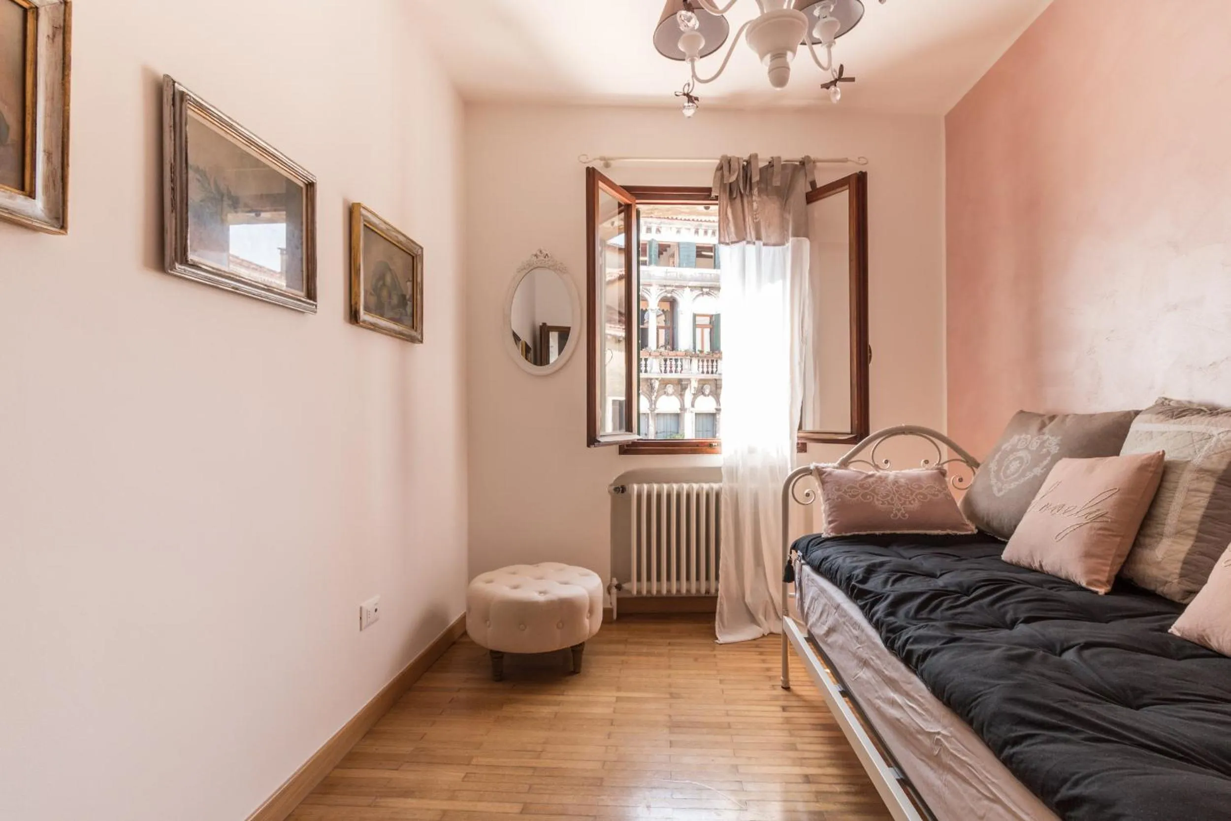 Bedroom, Bed in CASA DELL'ARTISTA