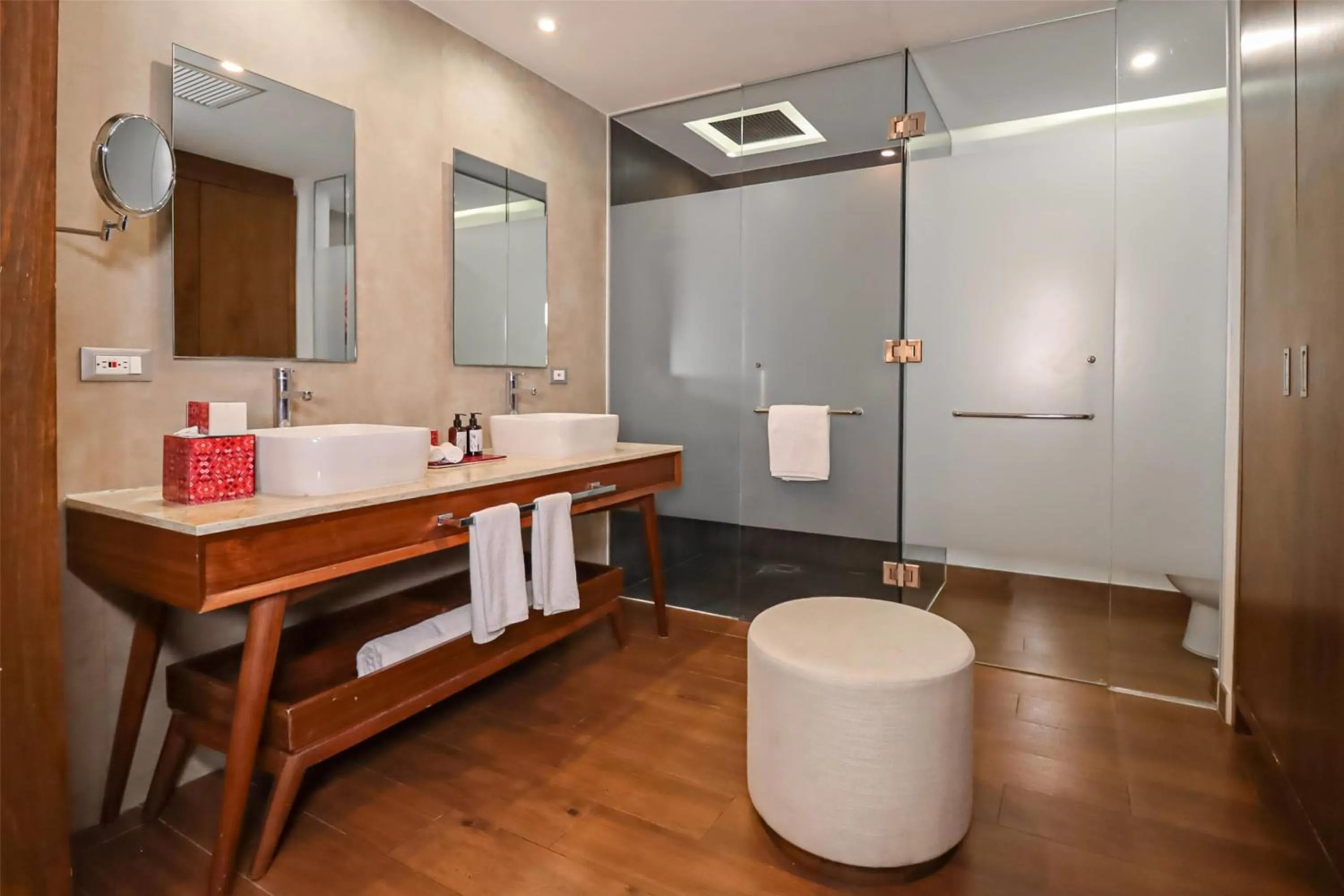 Bathroom in The Fives Downtown Hotel & Residences, Curio Collection by Hilton