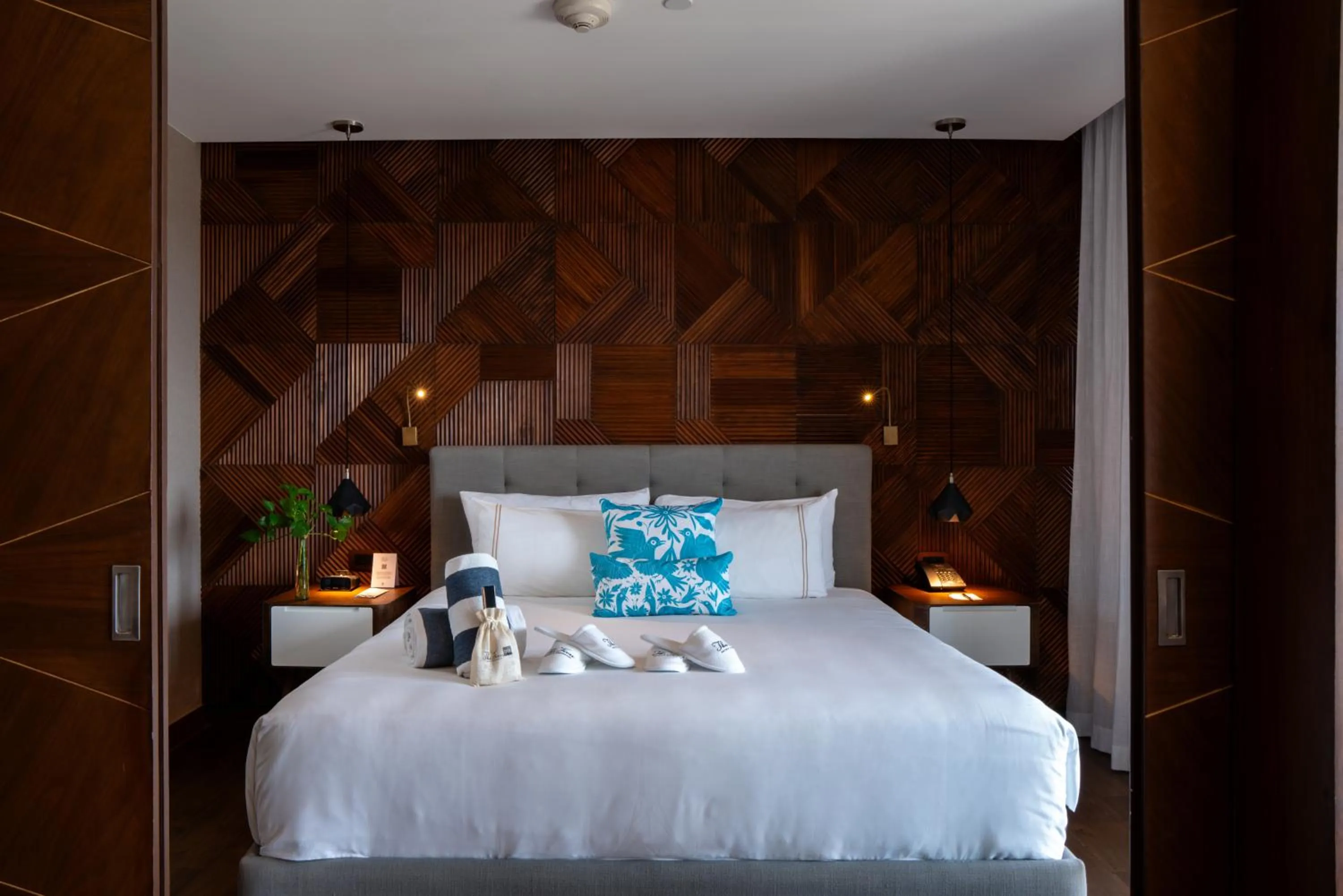 Bed in The Fives Downtown Hotel & Residences, Curio Collection by Hilton