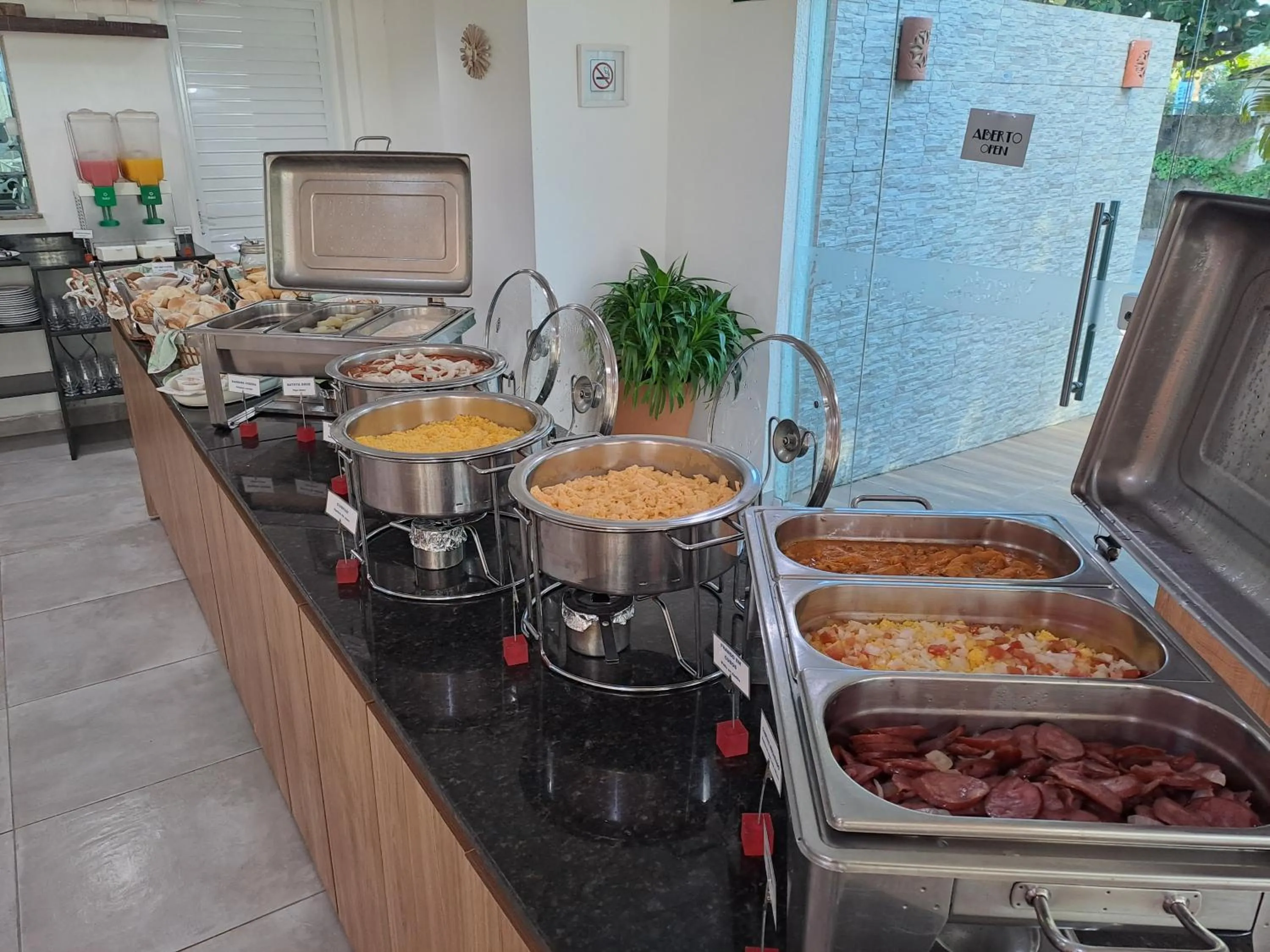 Breakfast in Hotel Vivenda dos Corais