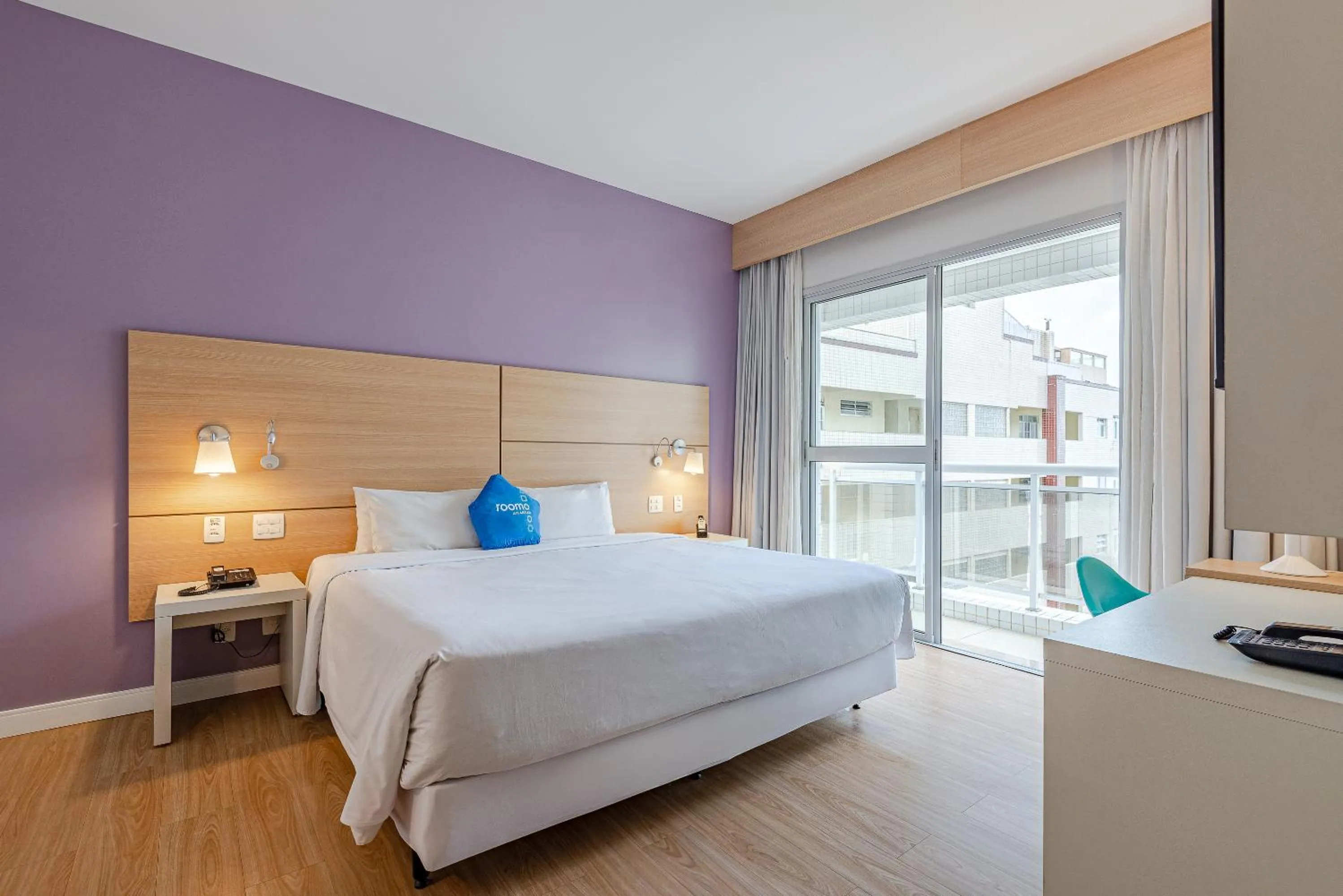 Bed in Roomo Transamerica Santos Gonzaga