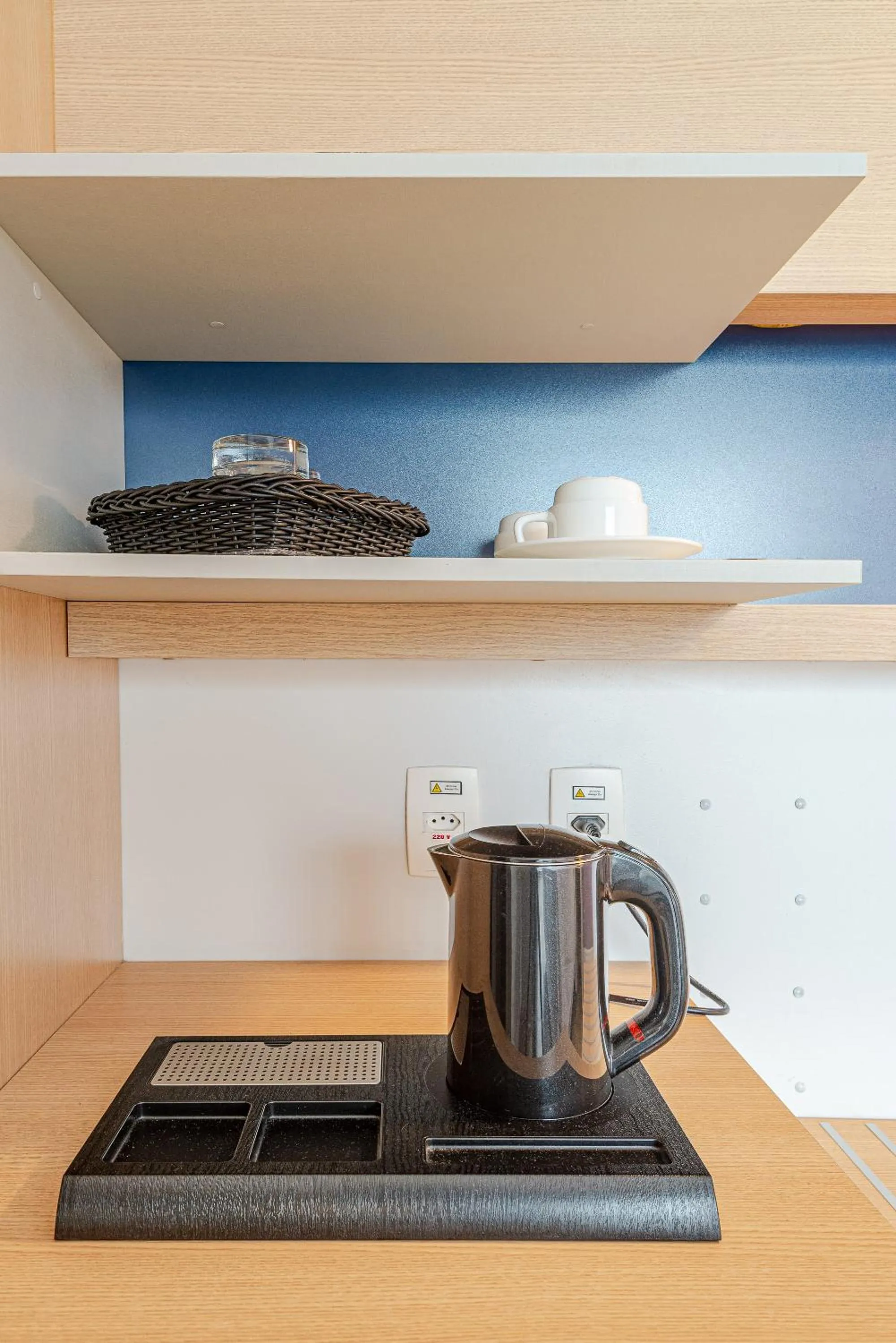 Coffee/tea facilities in Roomo Transamerica Santos Gonzaga