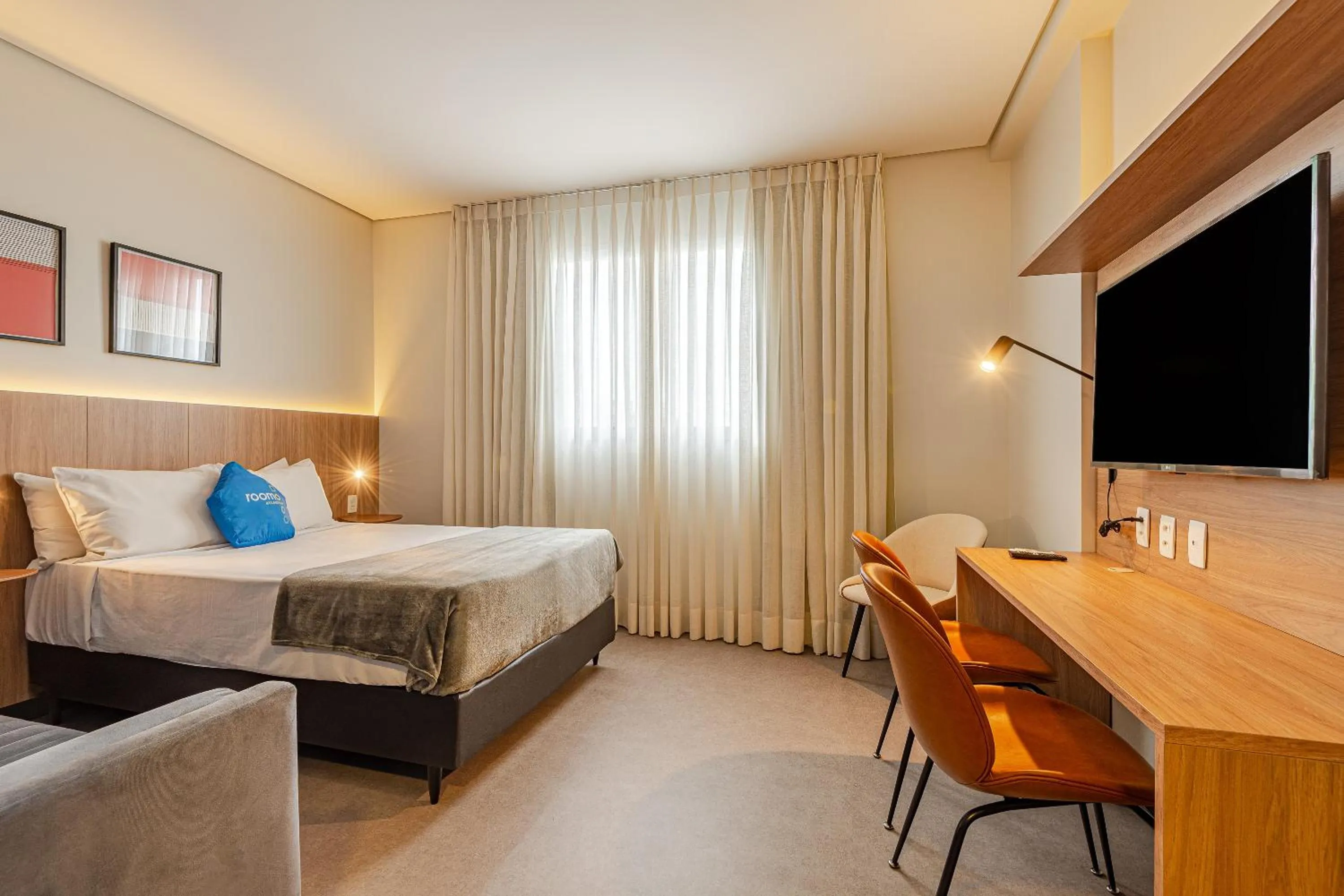 Bed in Roomo Transamerica Santos Gonzaga