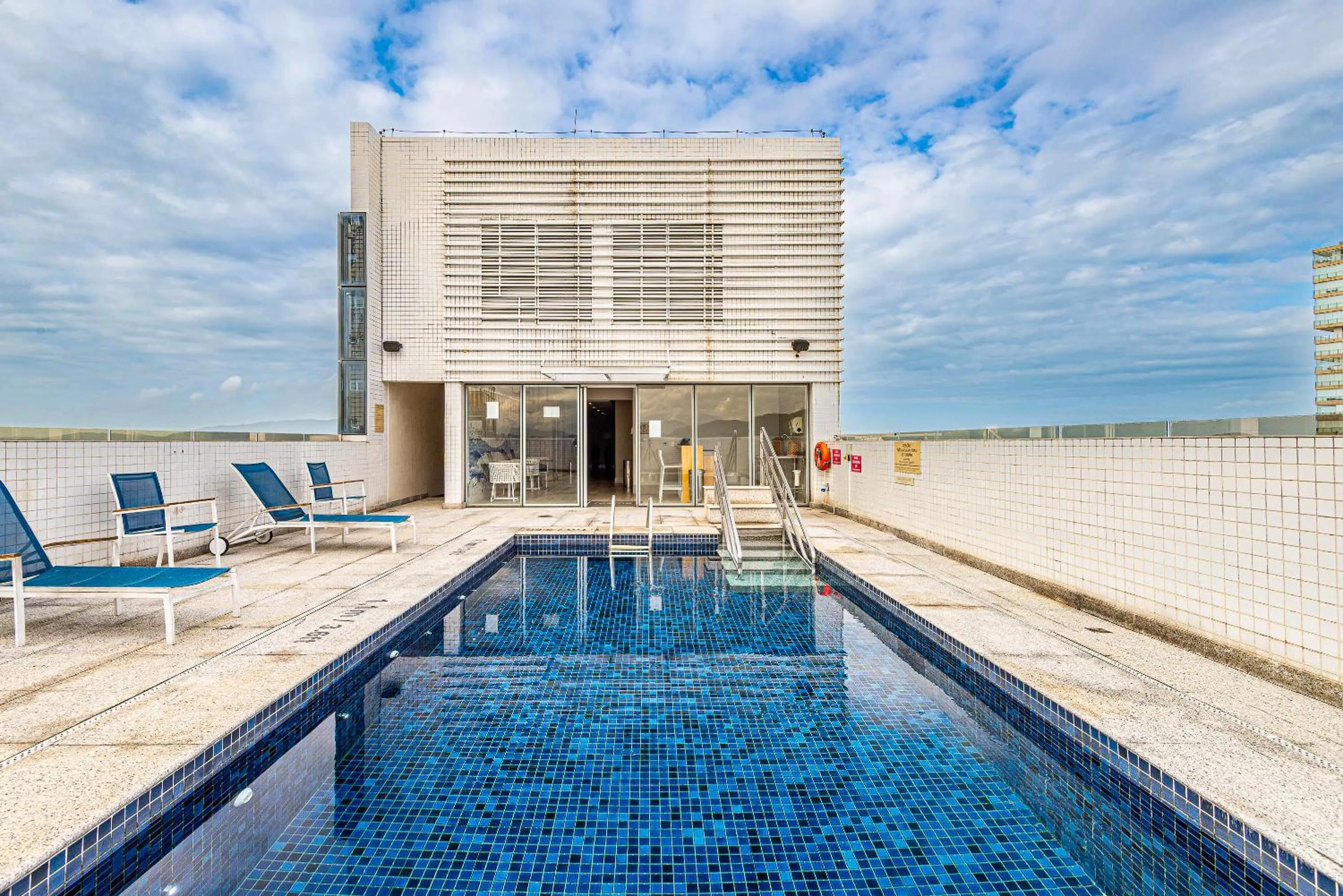 Roomo Transamerica Santos Gonzaga