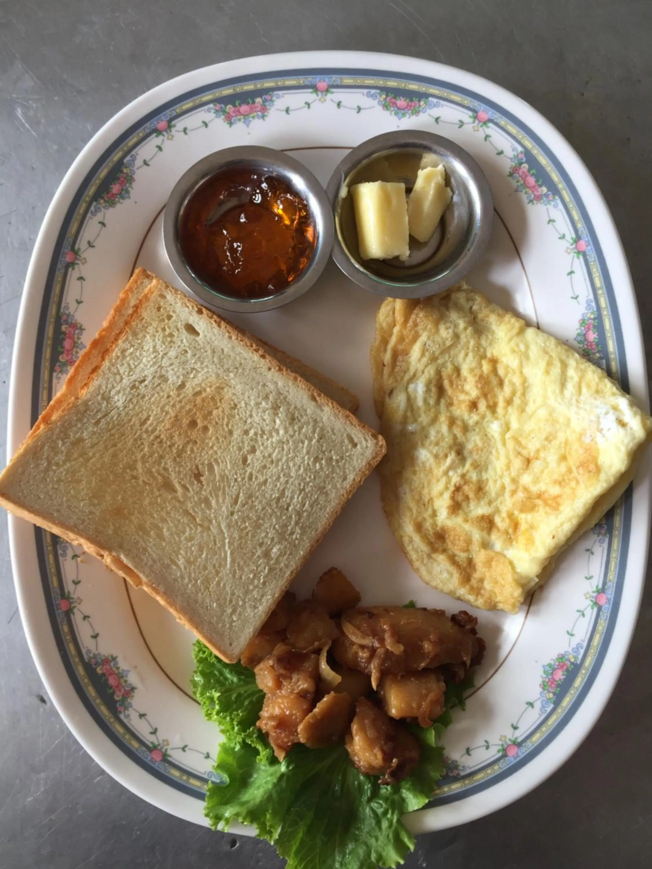 Breakfast in Hotel Namtso