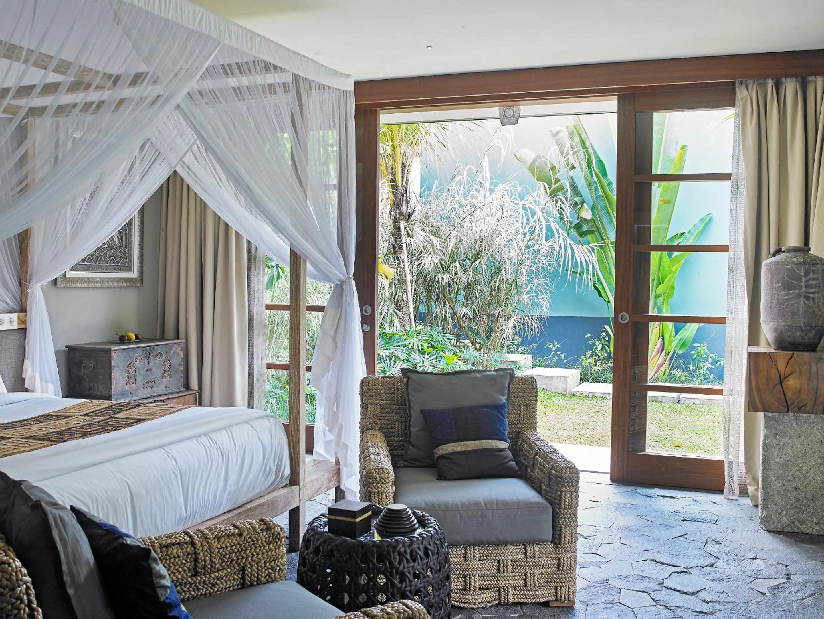 Seating area, Bed in The Purist Villas & Spa Ubud