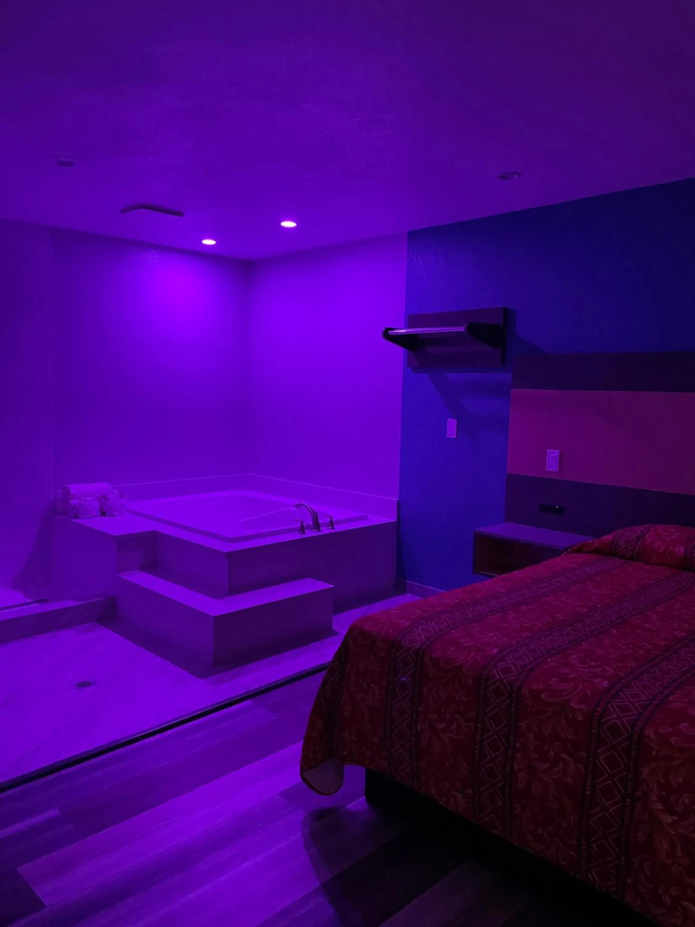 Bed in Casa Bell Motel, Los Angeles - LAX Airport