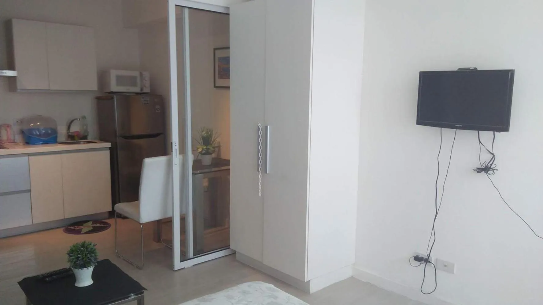 Azure Residences by Van Florendo