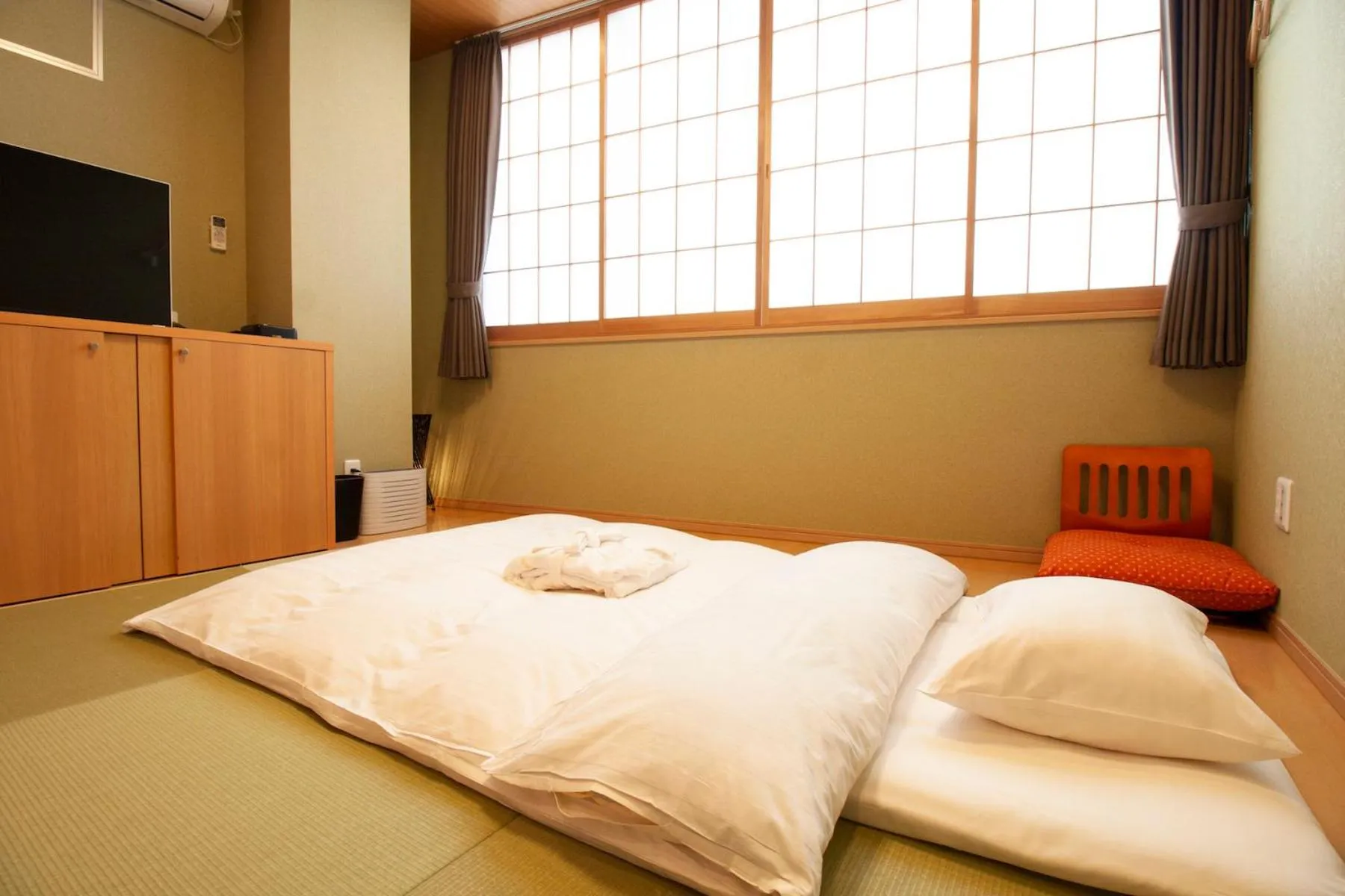 Photo of the whole room, Bed in Nagomi Hotel Nippori