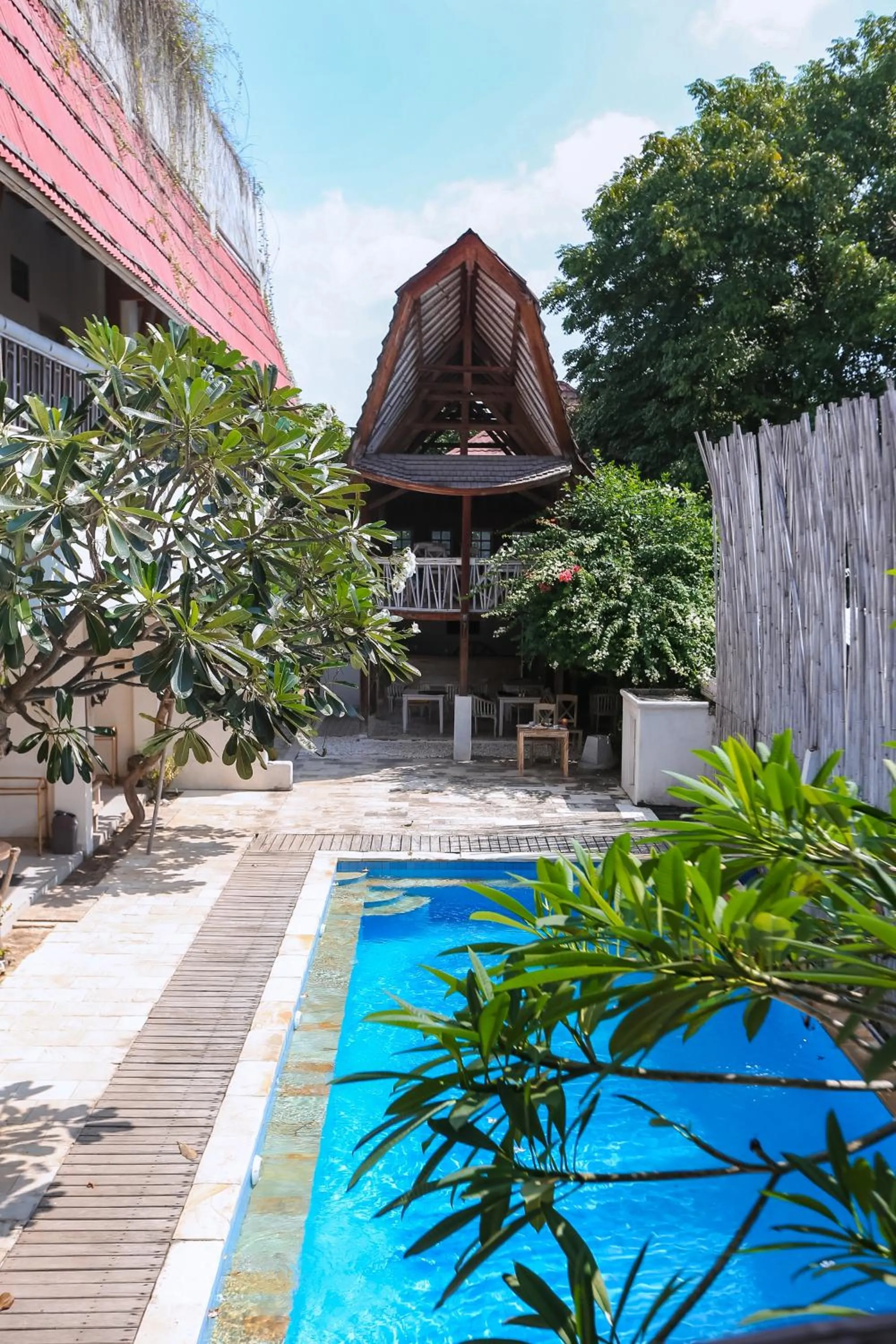 The 5 Brothers Hotel