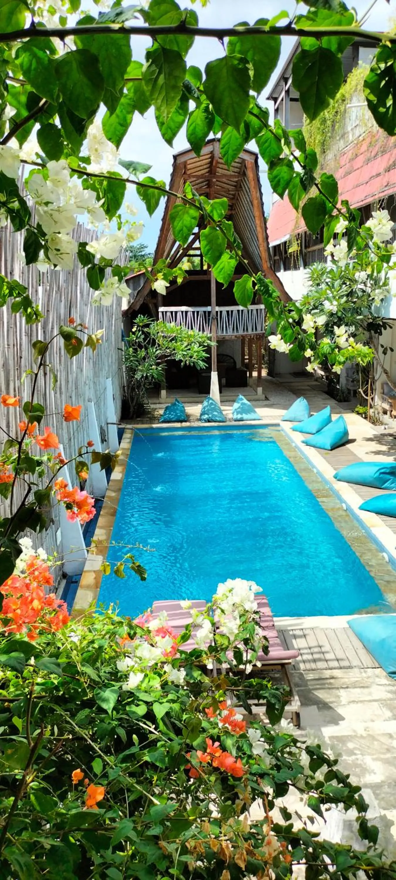 The 5 Brothers Hotel