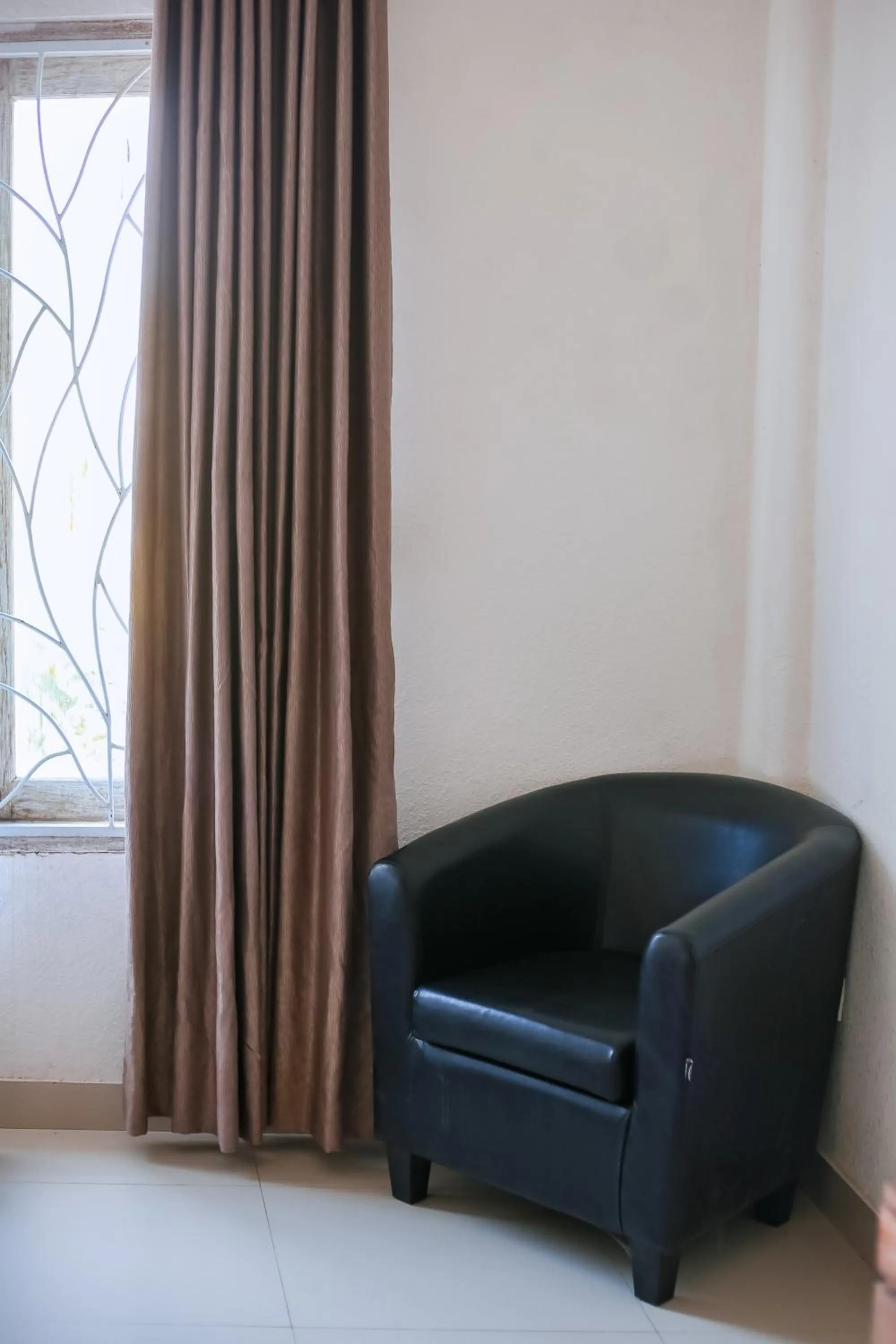 The 5 Brothers Hotel