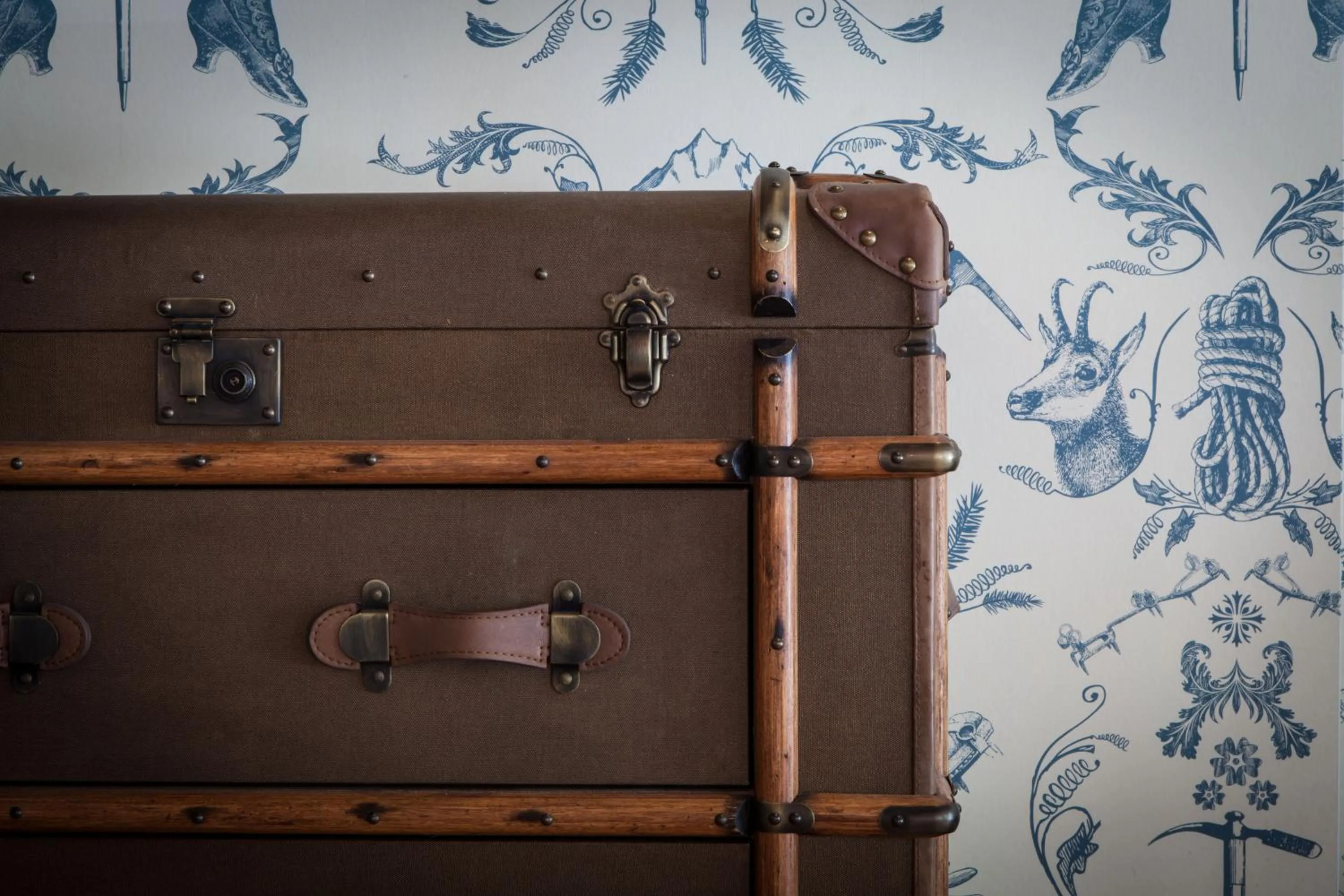 Decorative detail in Pointe Isabelle