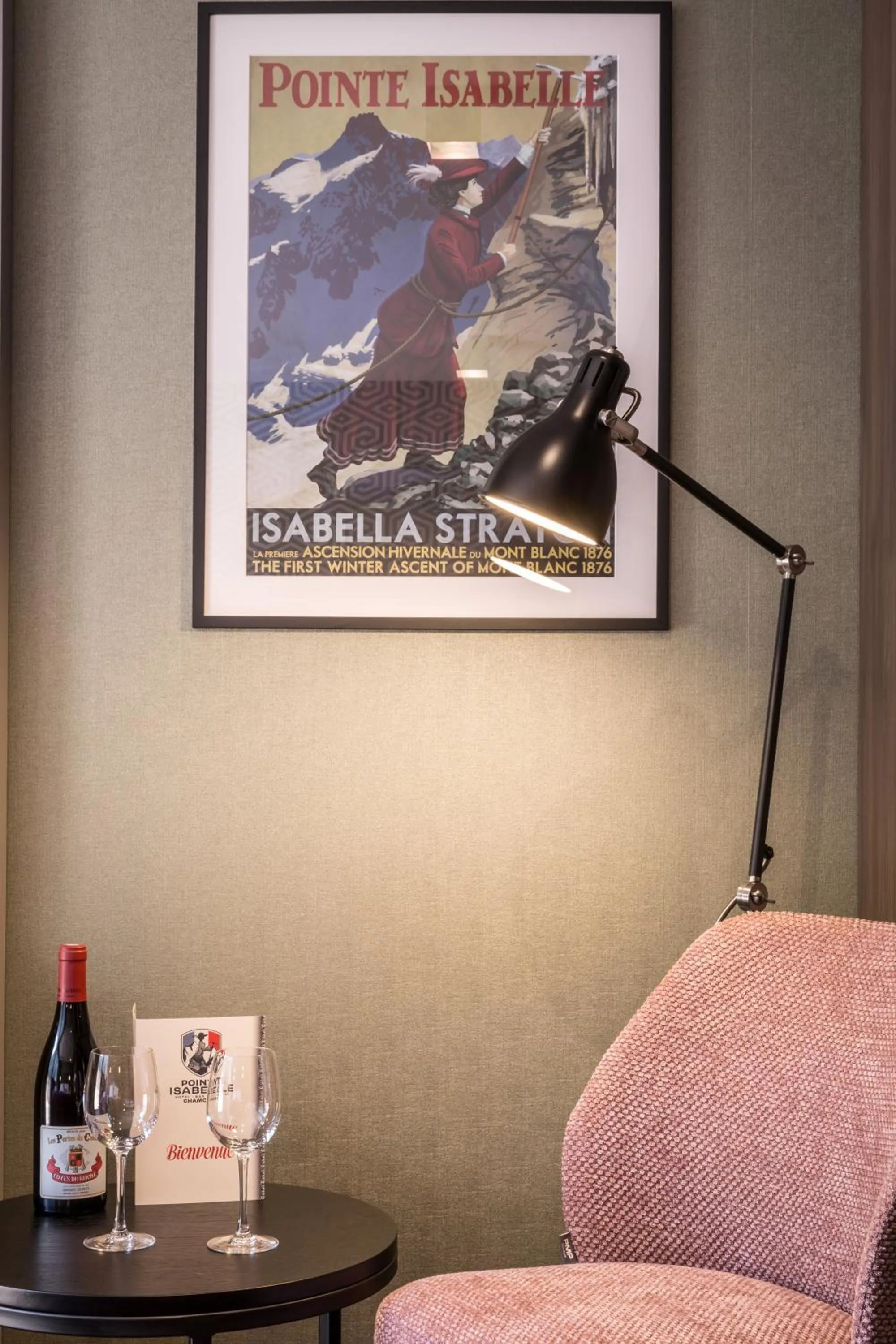 Decorative detail in Pointe Isabelle