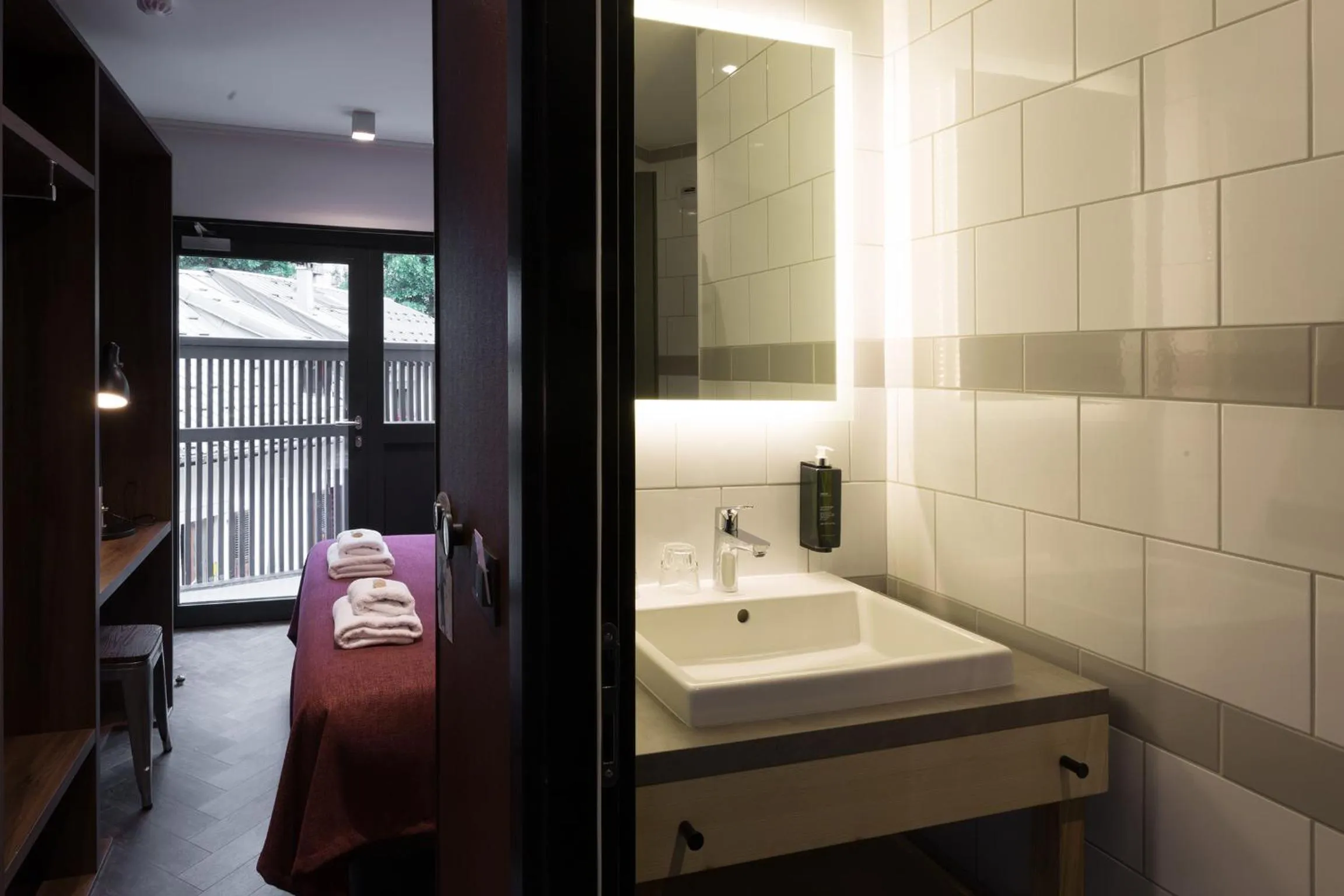 Bathroom in Pointe Isabelle