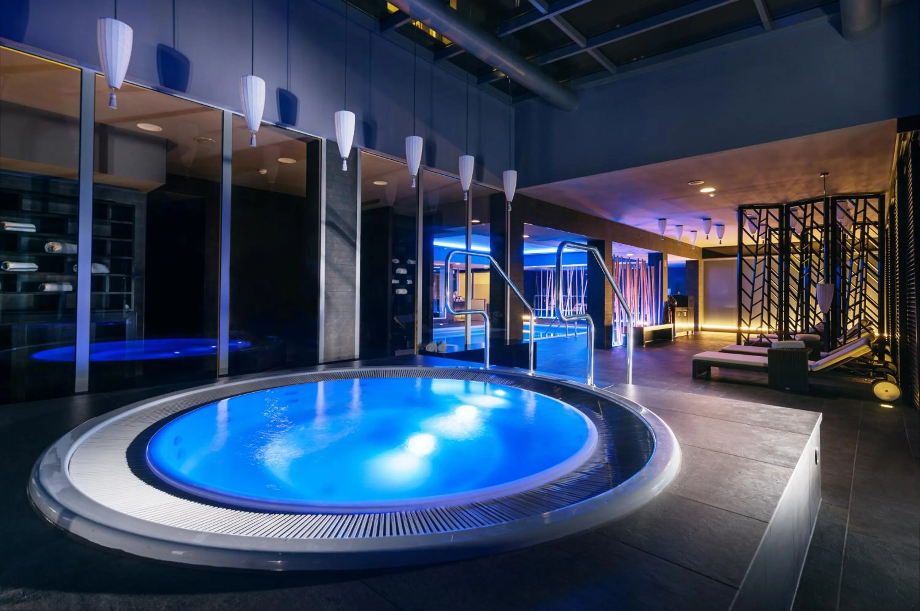 Hot Tub in Hotel Aleksander Medical & SPA