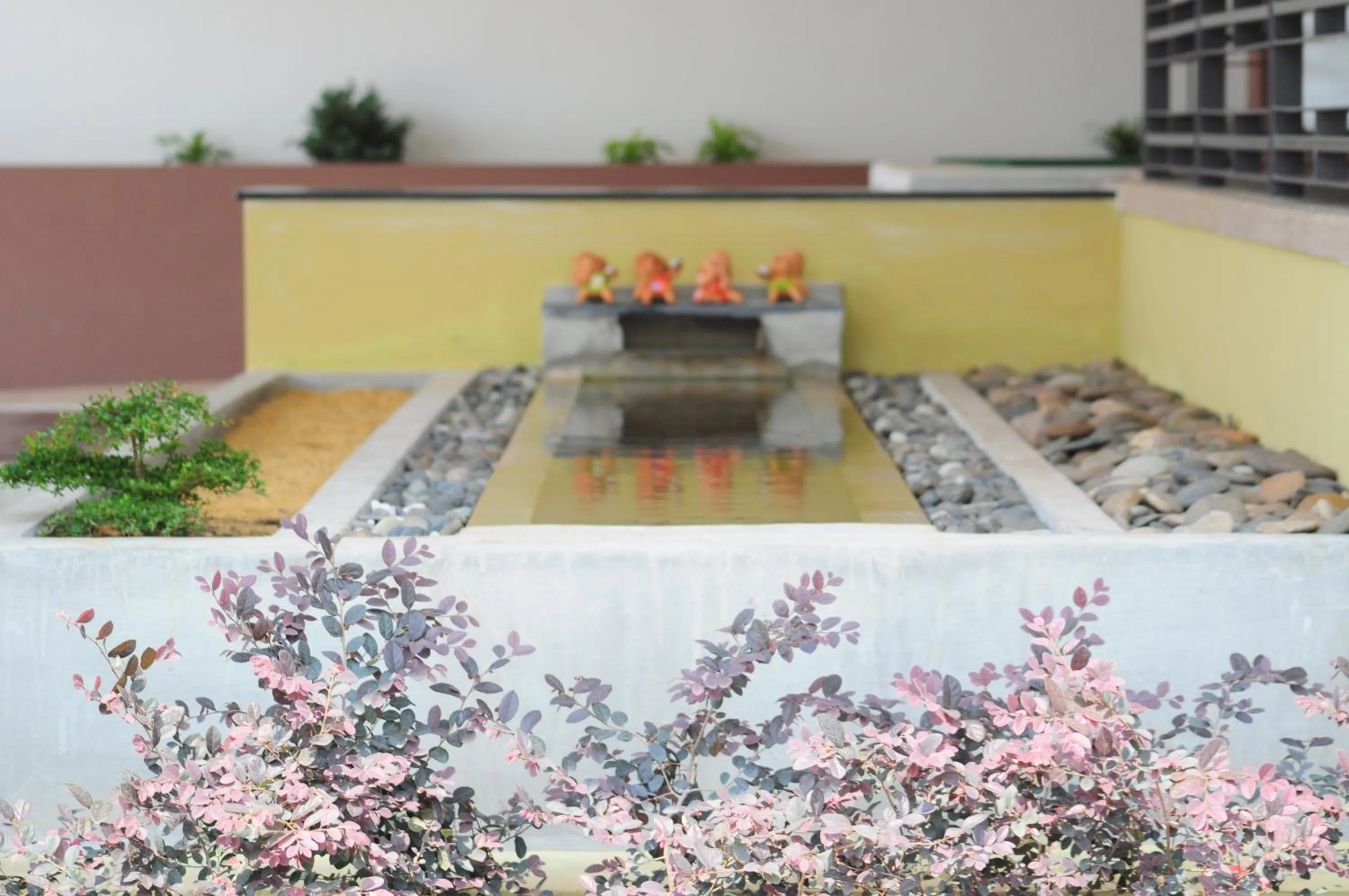 Property building in Paru Ville