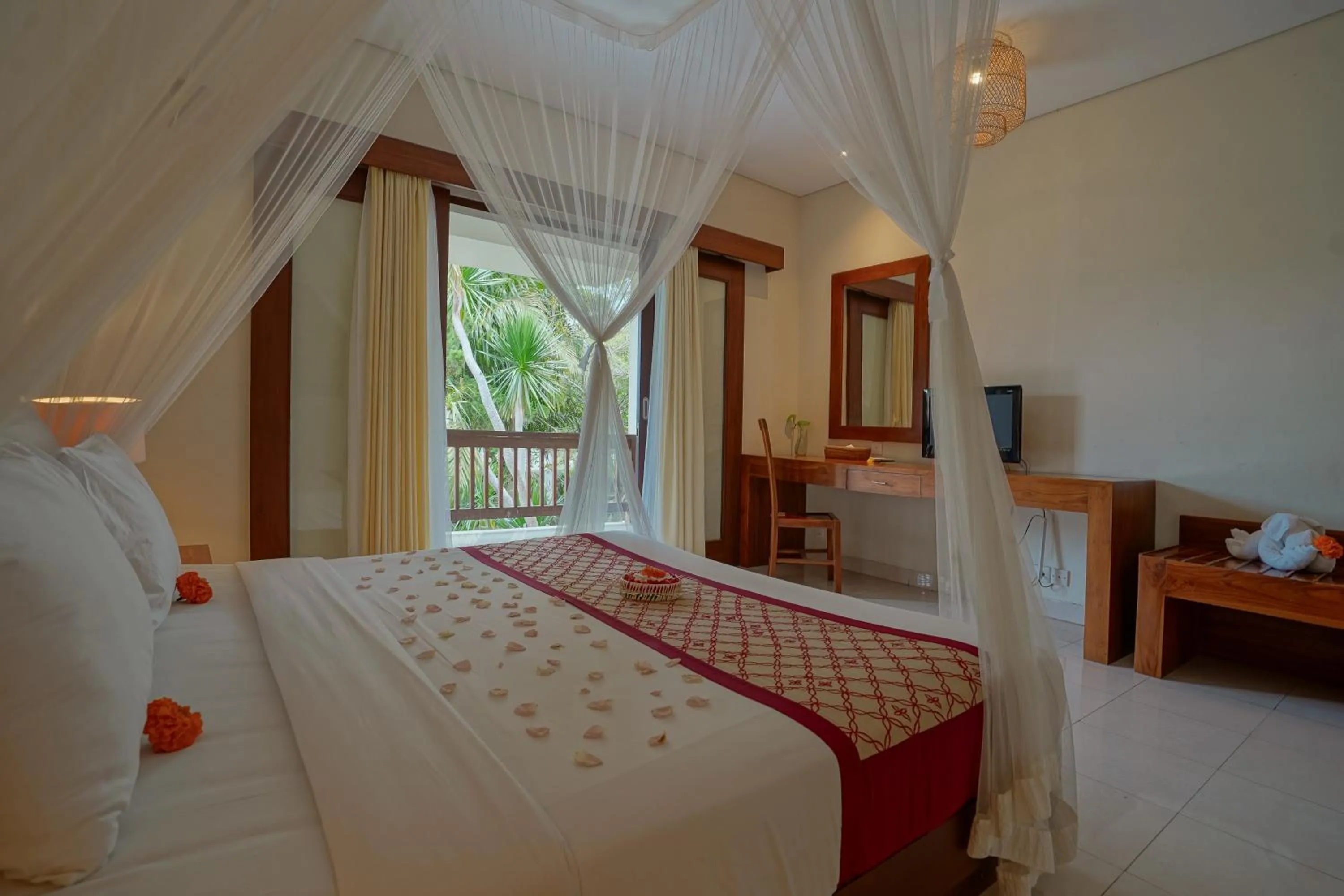 Bed in Pertiwi Resort & Spa