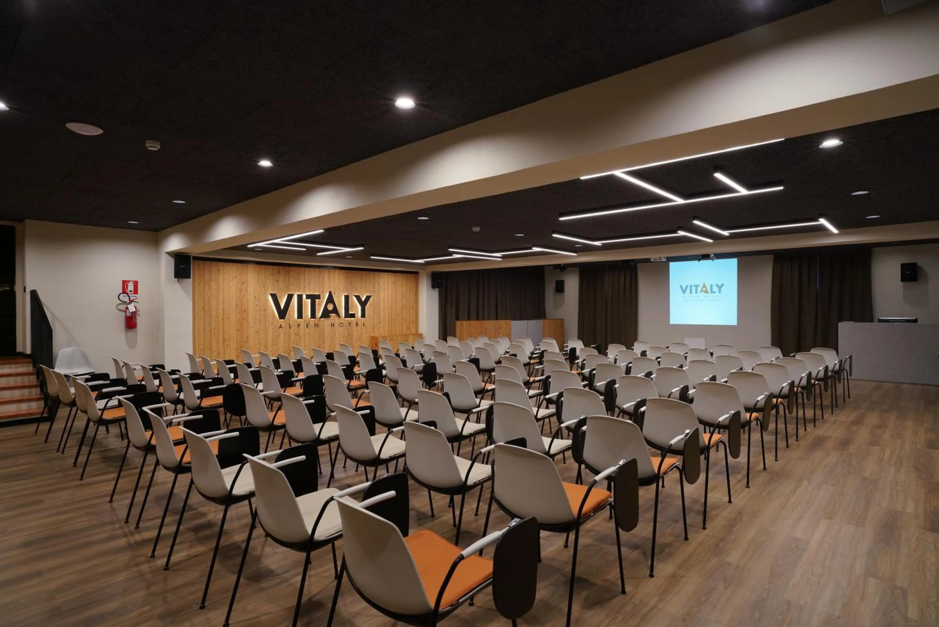 Meeting/conference room in Hotel Alpen