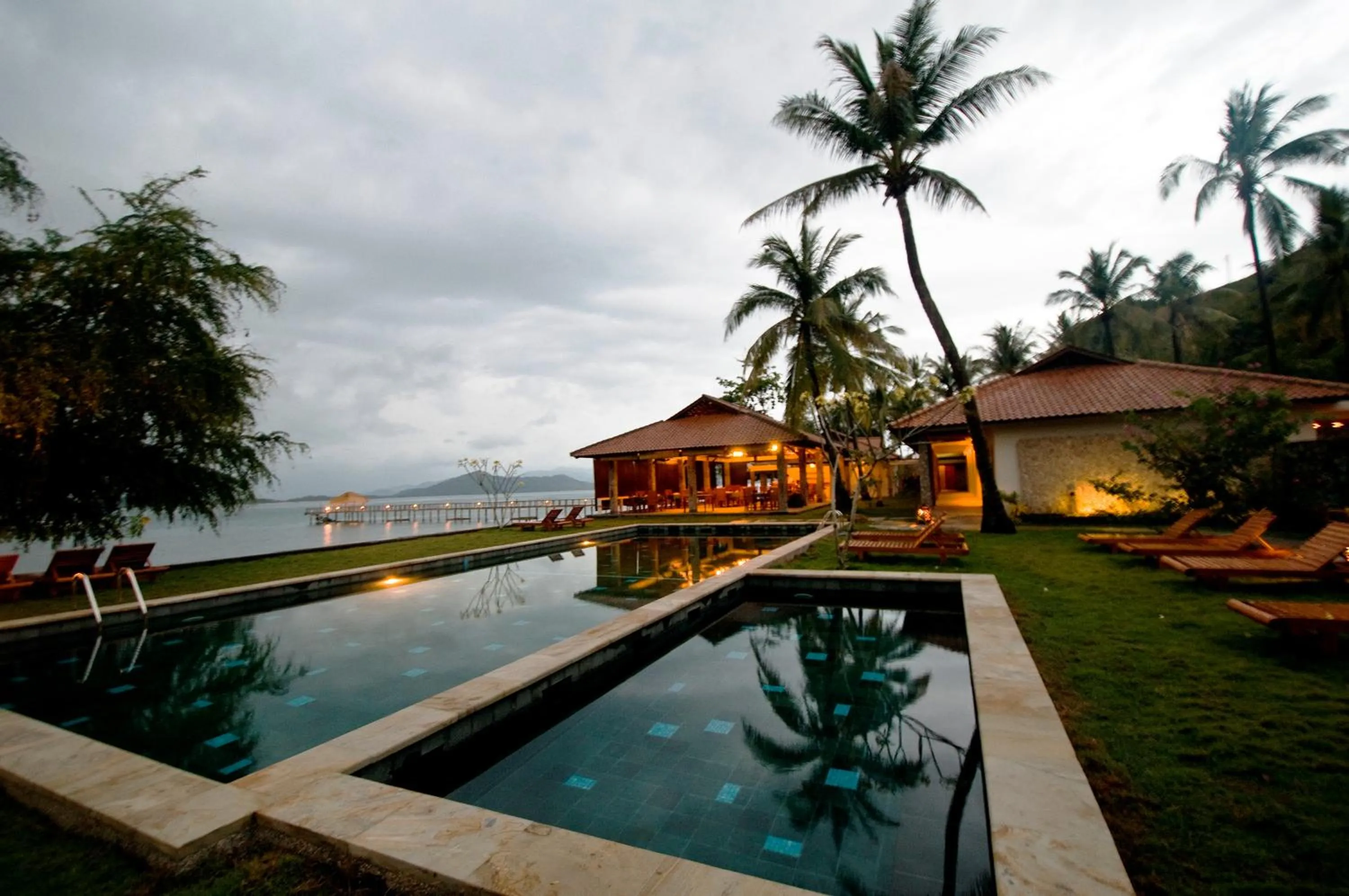 Beach in Cocotinos Sekotong Lombok