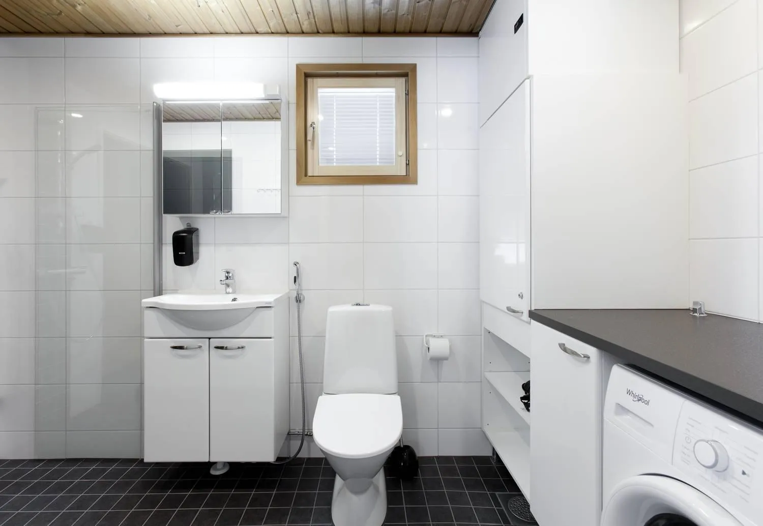 Bathroom in Holiday Club Kuusamon Tropiikki Apartments