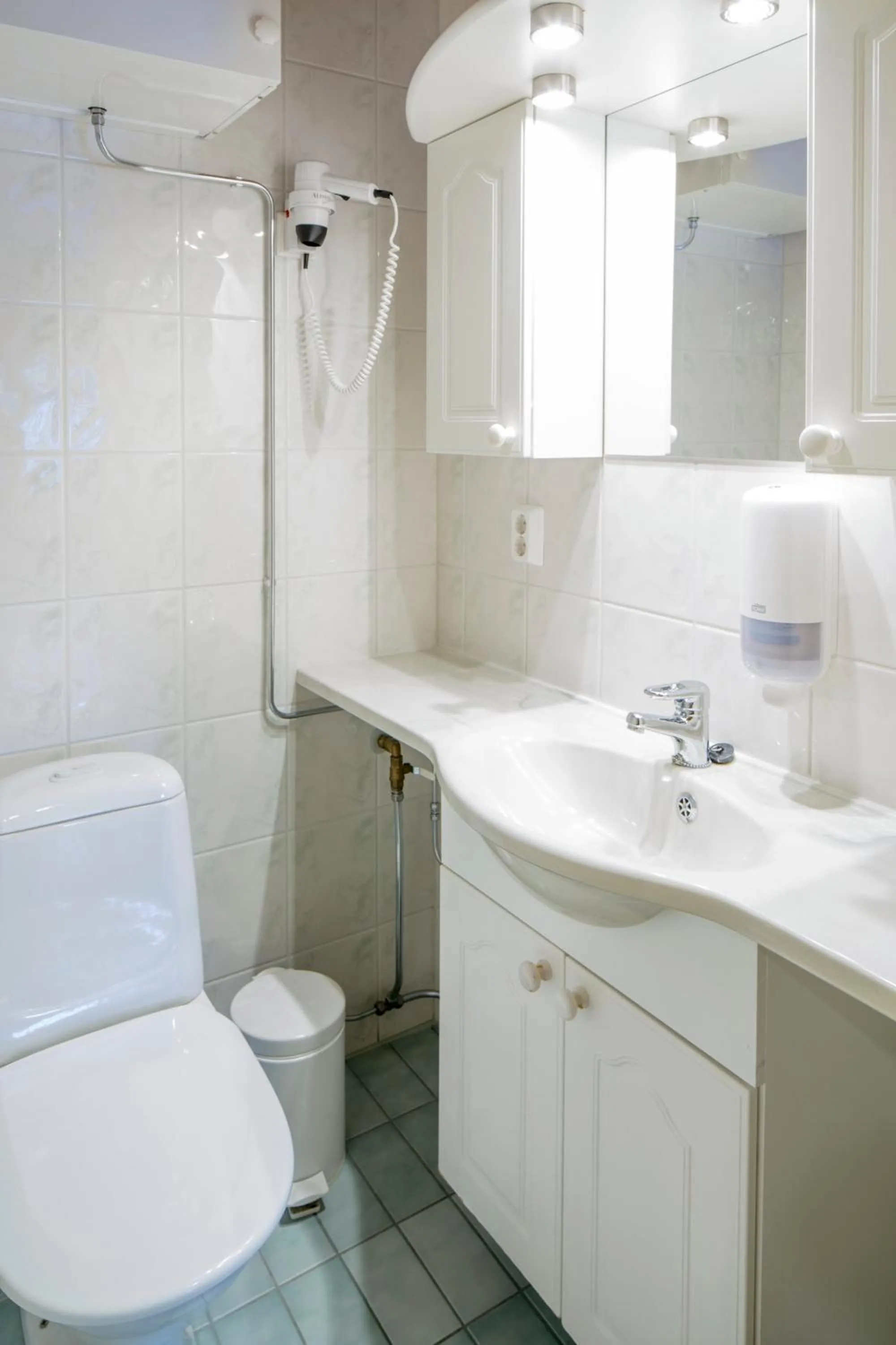 Toilet in Holiday Club Kuusamon Tropiikki Apartments