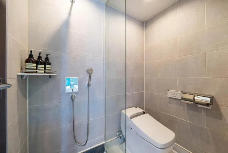 Shower in Gwangalli Hotel primavera in Busan