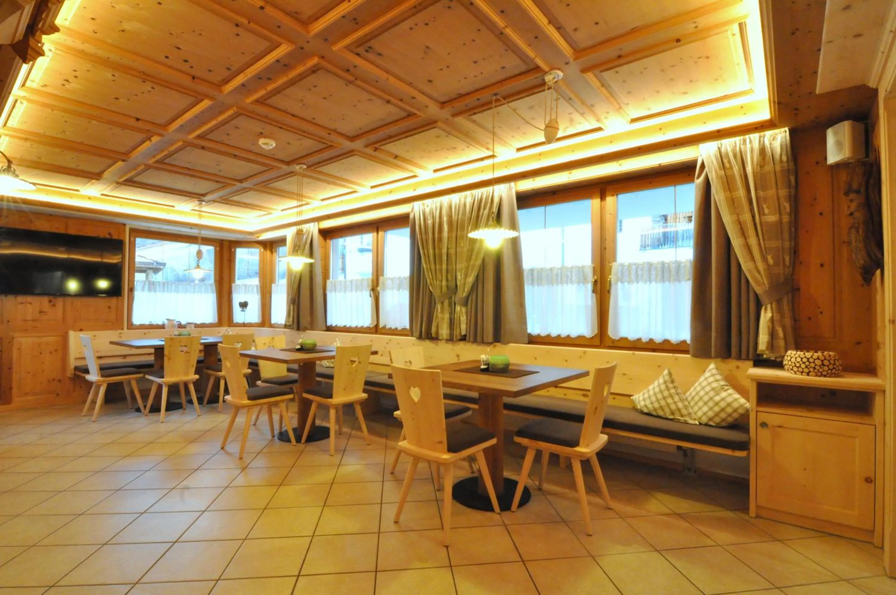 Restaurant/places to eat in Hotel Traube - Stelvio