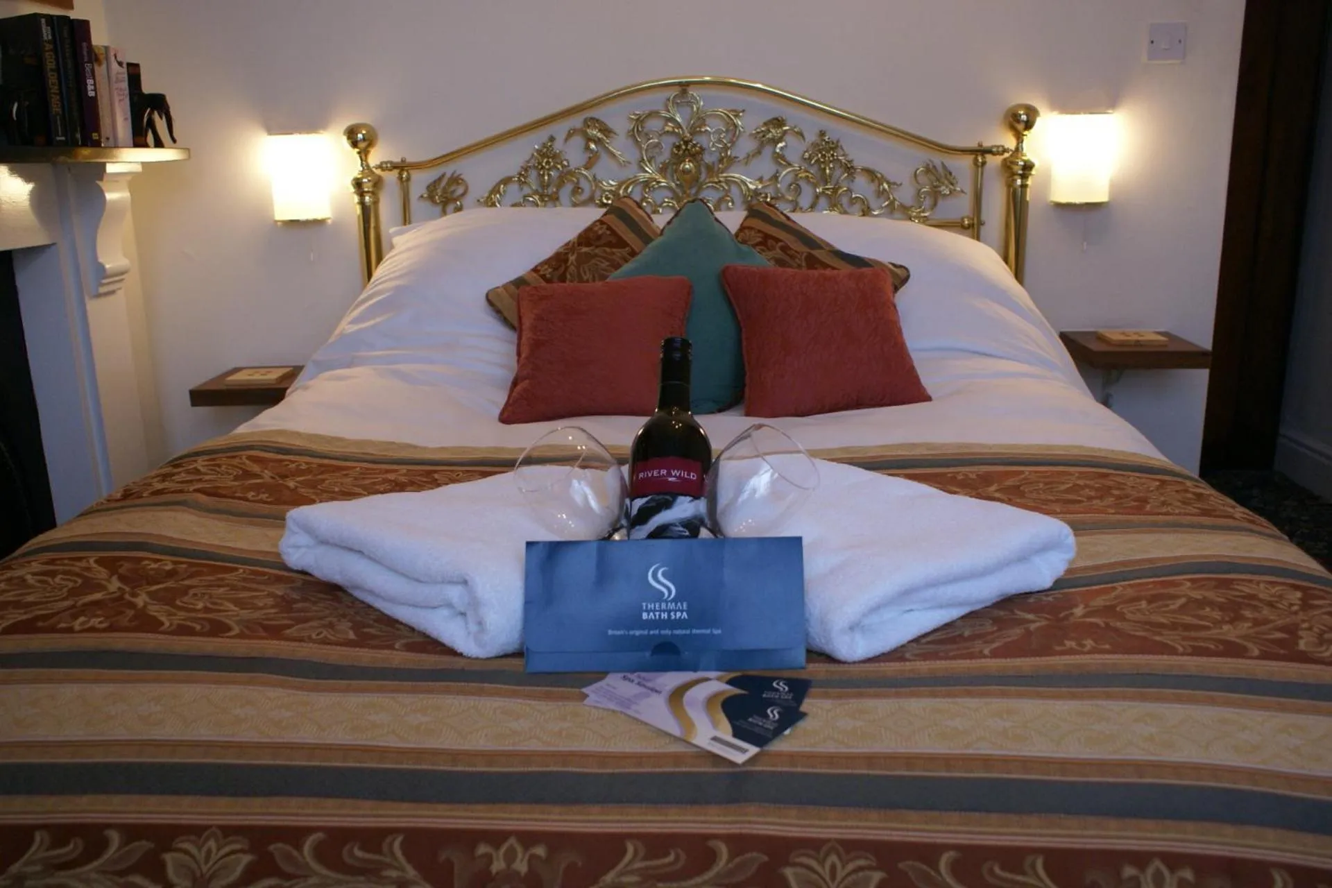 Bed in Devonshire House