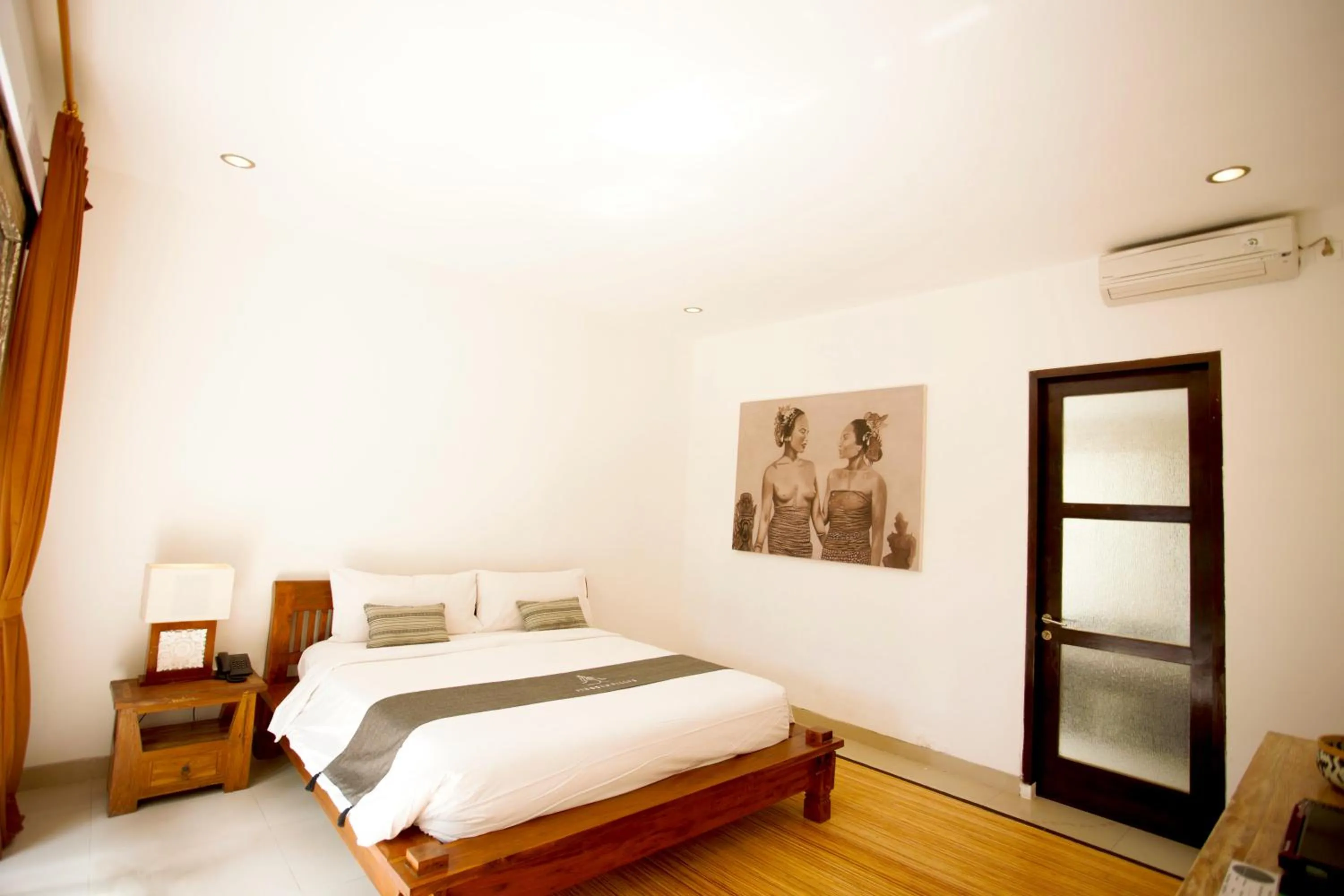 Bathroom, Bed in Singgah Villas Seminyak