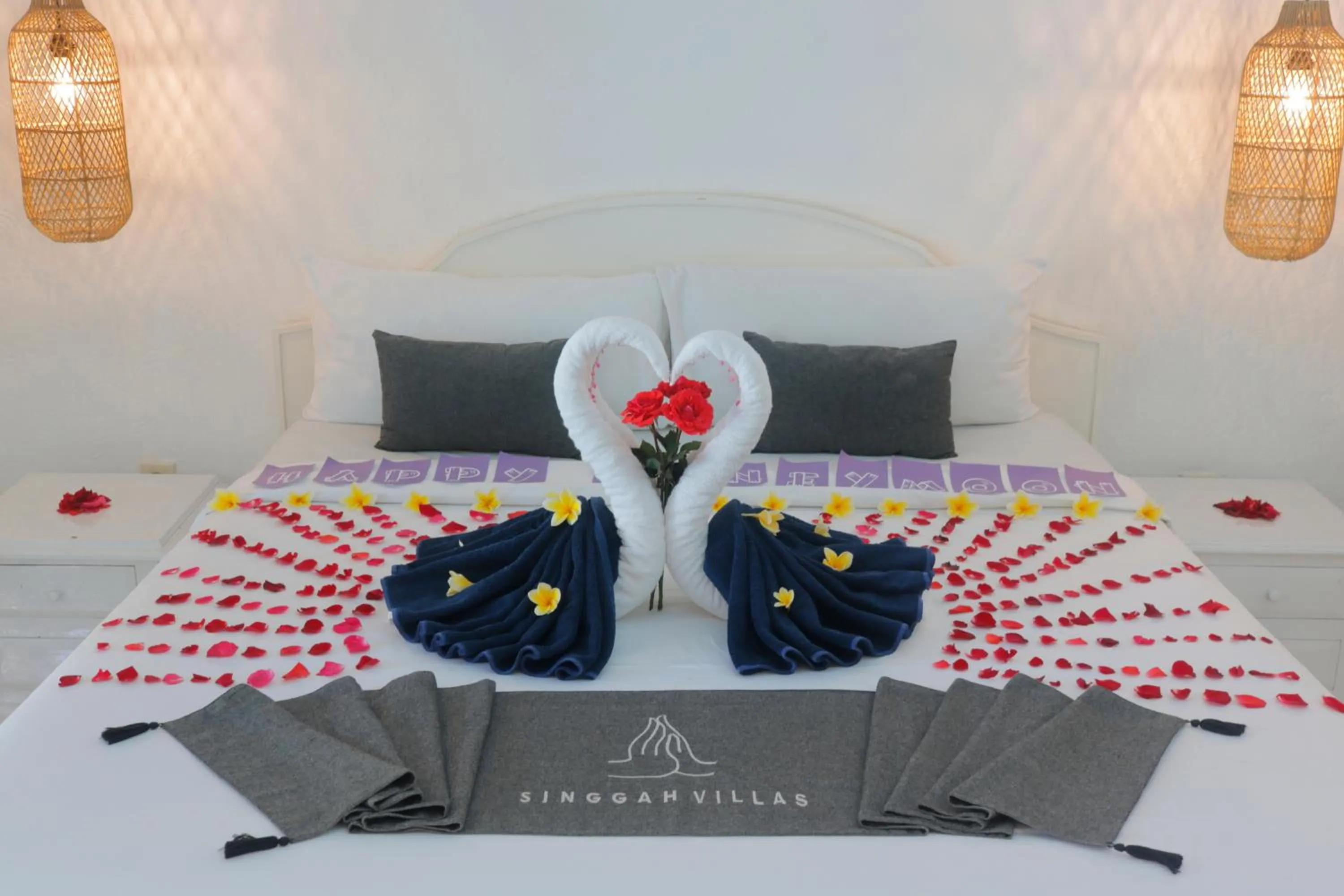 Bed in Singgah Villas Seminyak