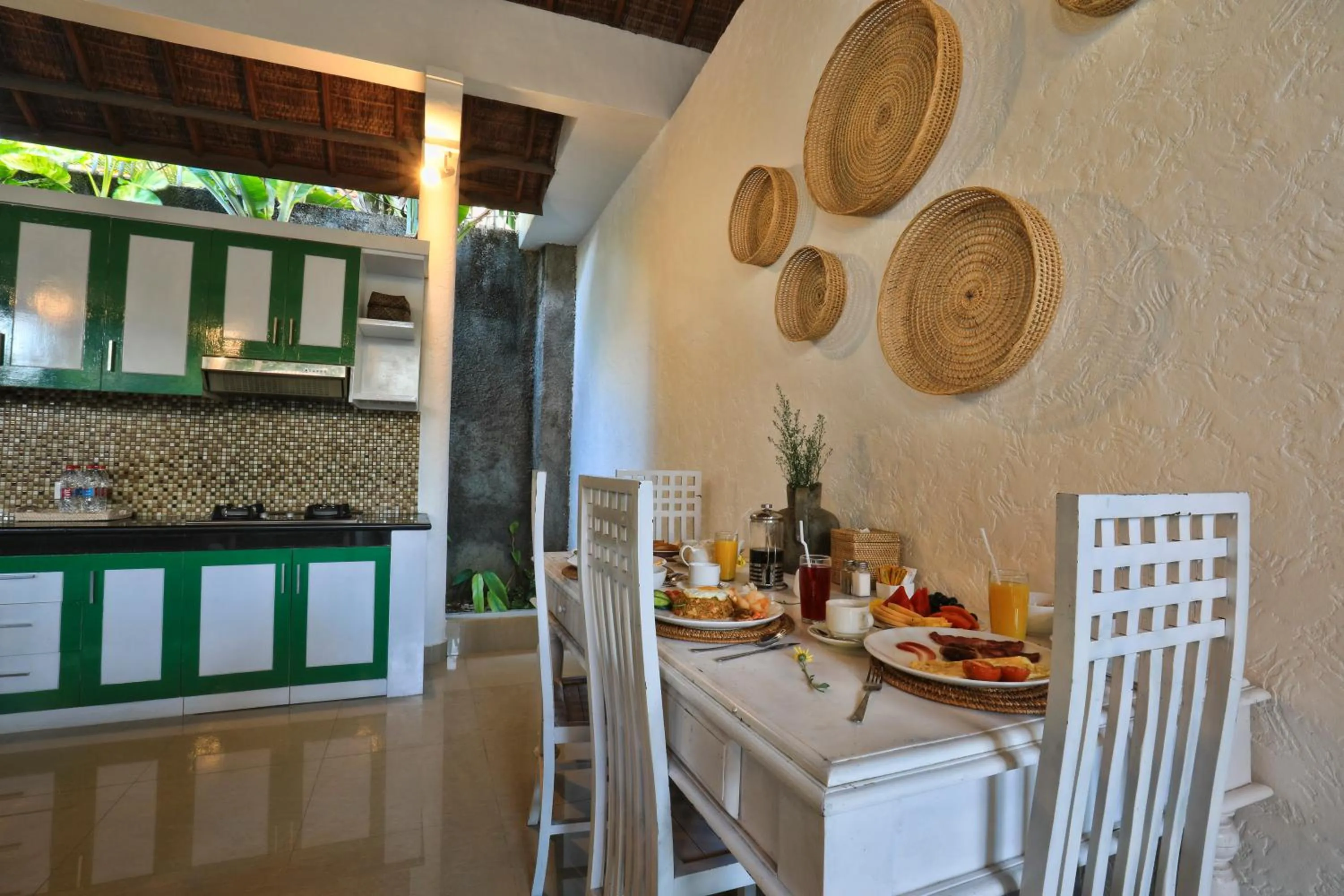 Continental breakfast in Singgah Villas Seminyak