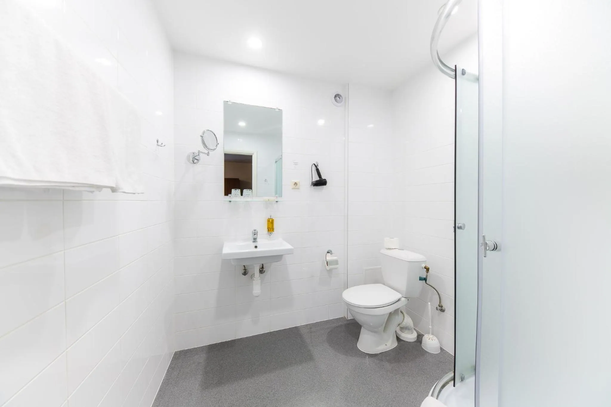 Bathroom in Liva Hotel